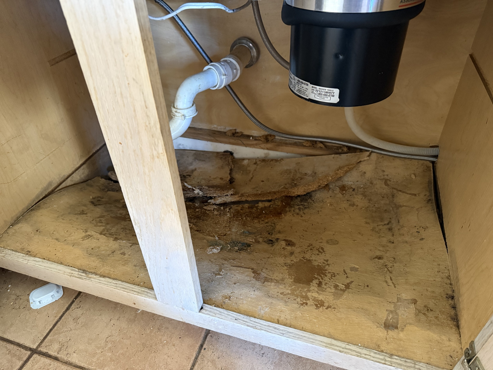 The Art of 'Fixing' Cabinets and Replacing Sinks