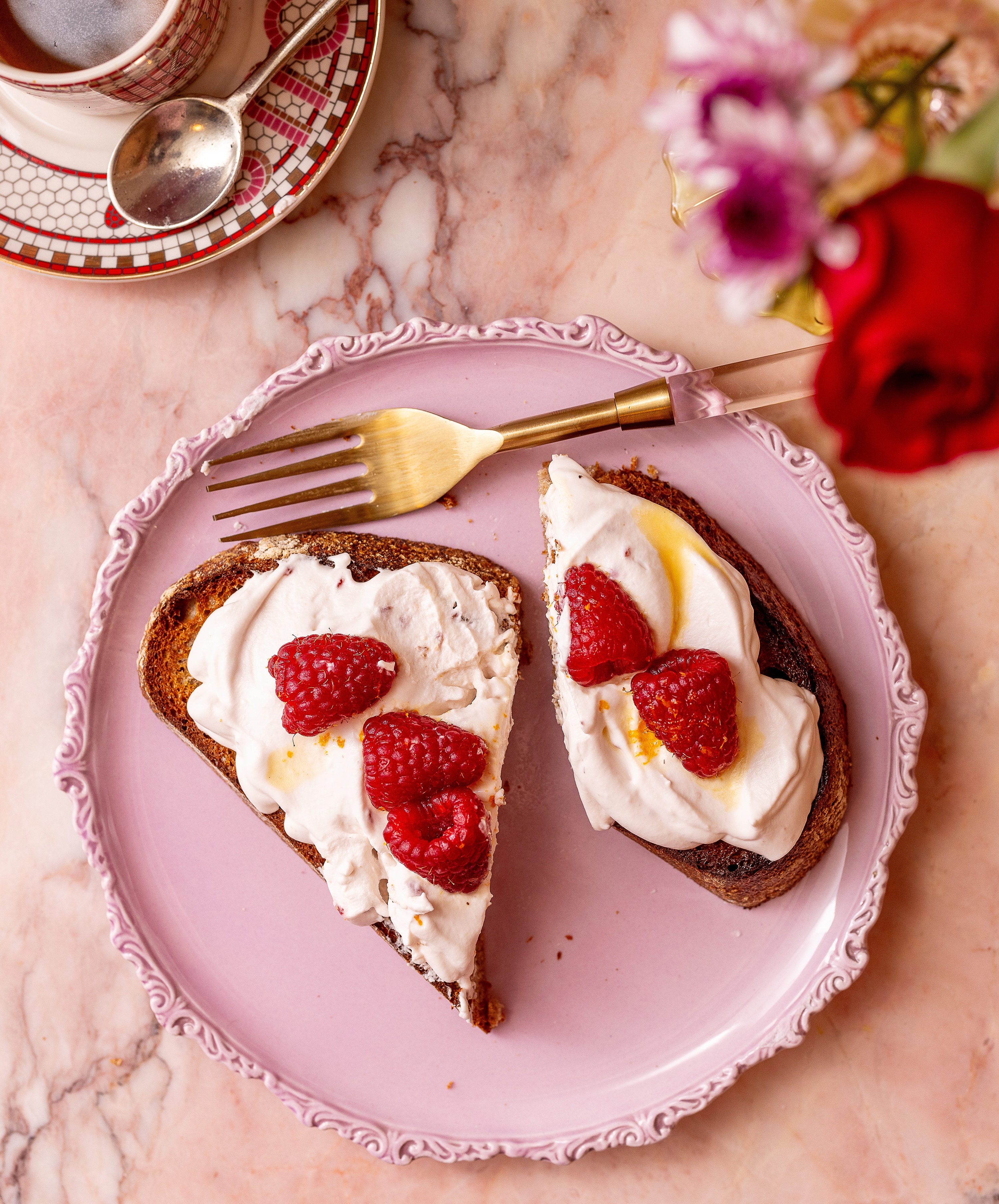 Delicious Raspberry Mascarpone Toast Recipe to Try!