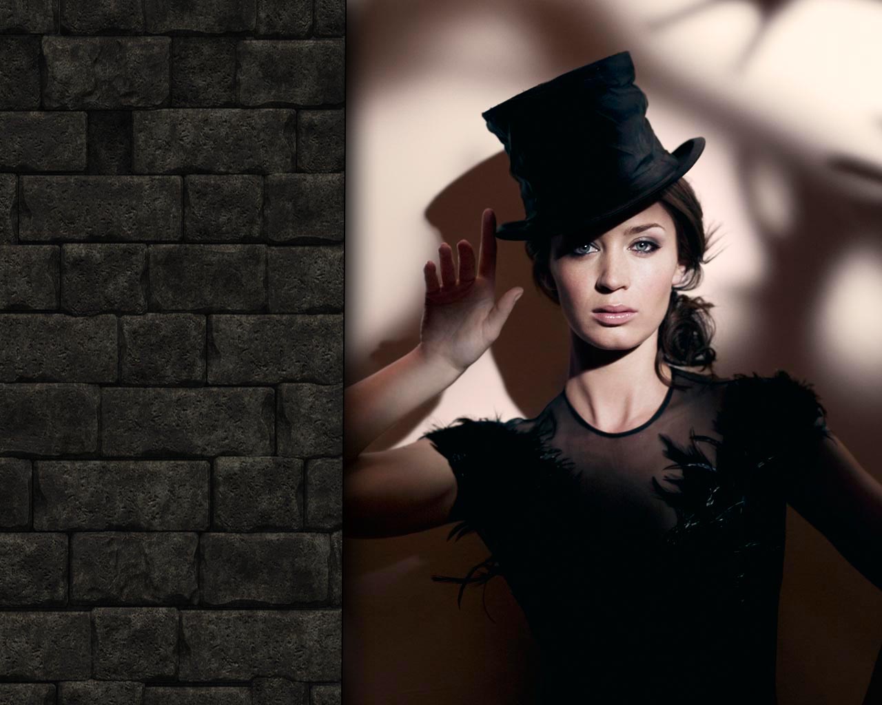 Emily Blunt: The Dapper Diva in a Top Hat