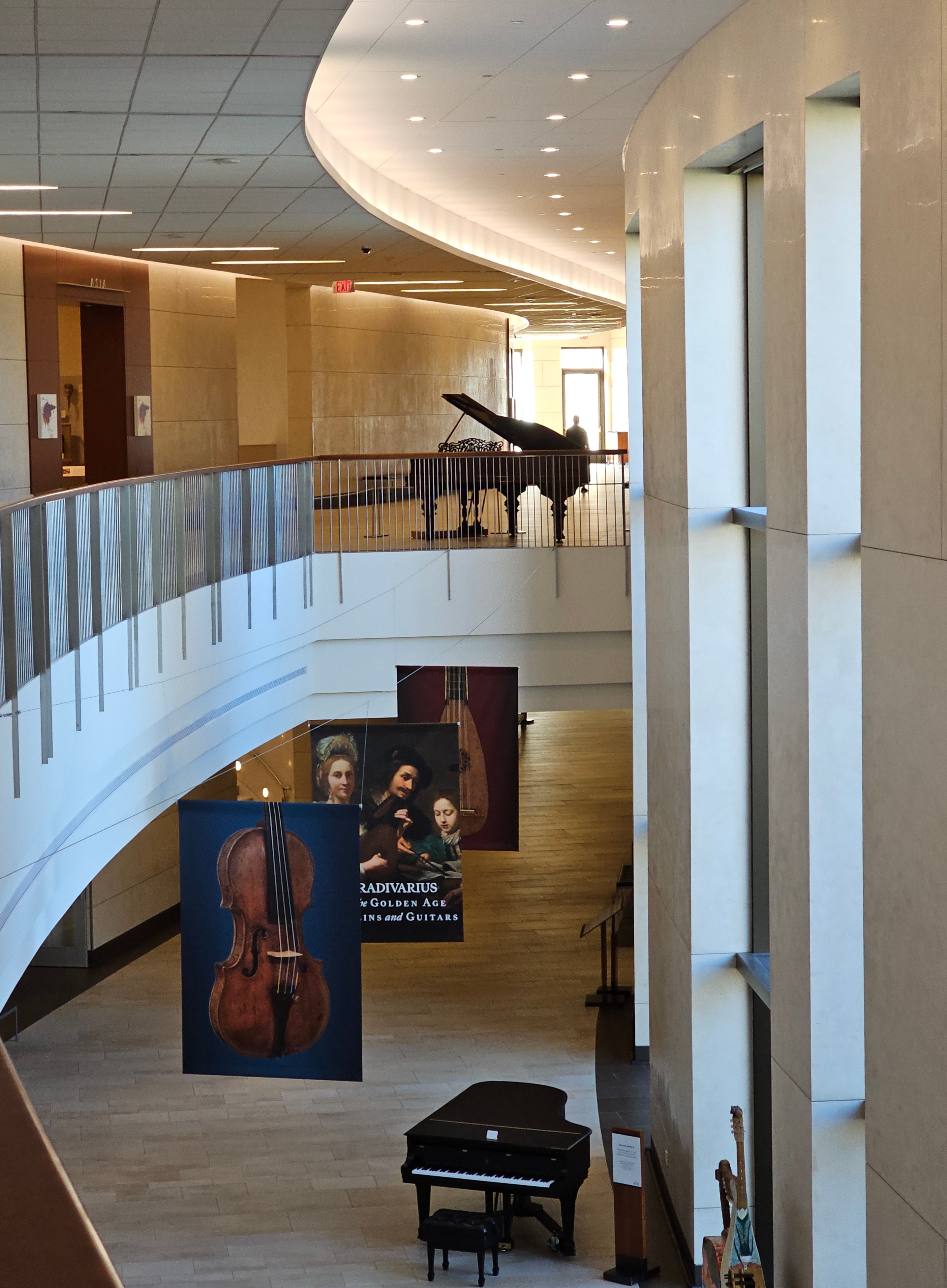 Exploring the Musical Instrument Museum in Phoenix, Arizona - Part 1