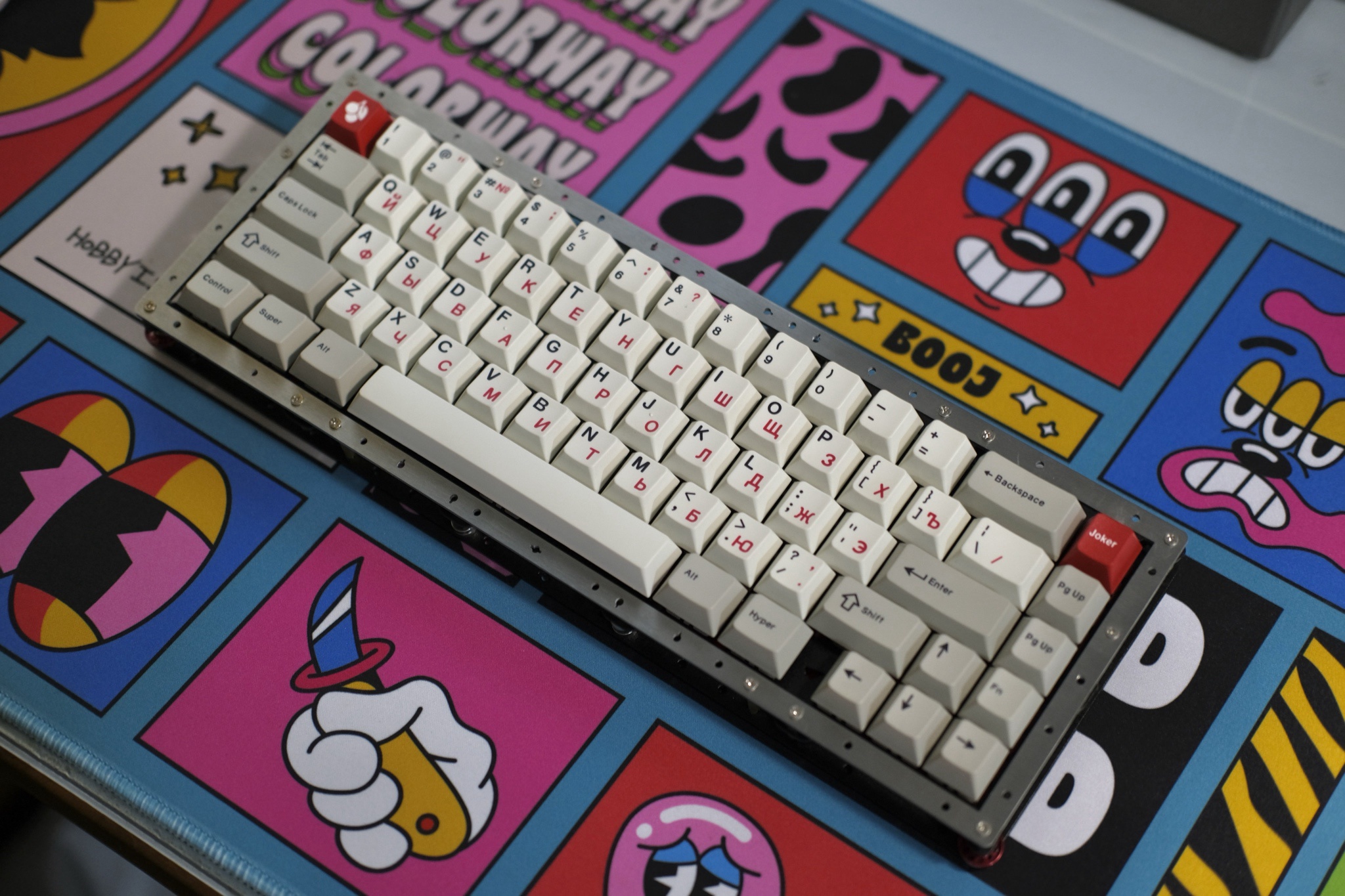 The innovative Paper Plane Keyboard design
