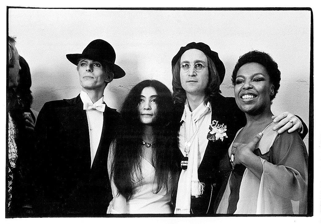 A Legendary Gathering: David Bowie, Yoko Ono, John Lennon, and Roberta Flack Shine at the 1975 Grammy Awards