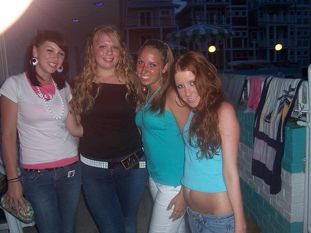 A Throwback to the Bold Styles of 2006-2007 Fashion