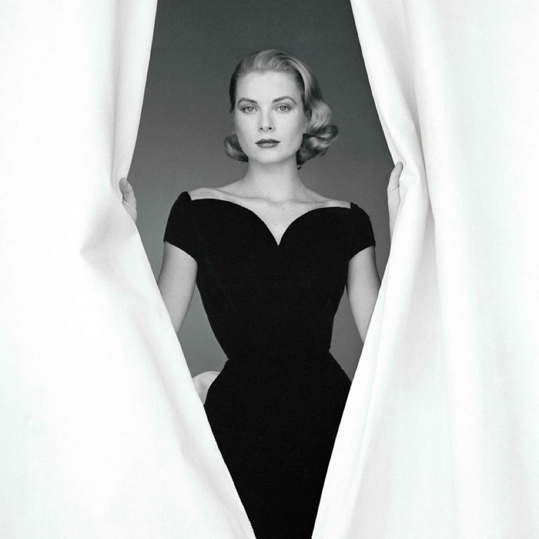 A stunning portrait of Grace Kelly captured by her favorite photographer, Howell Conant, in 1955.