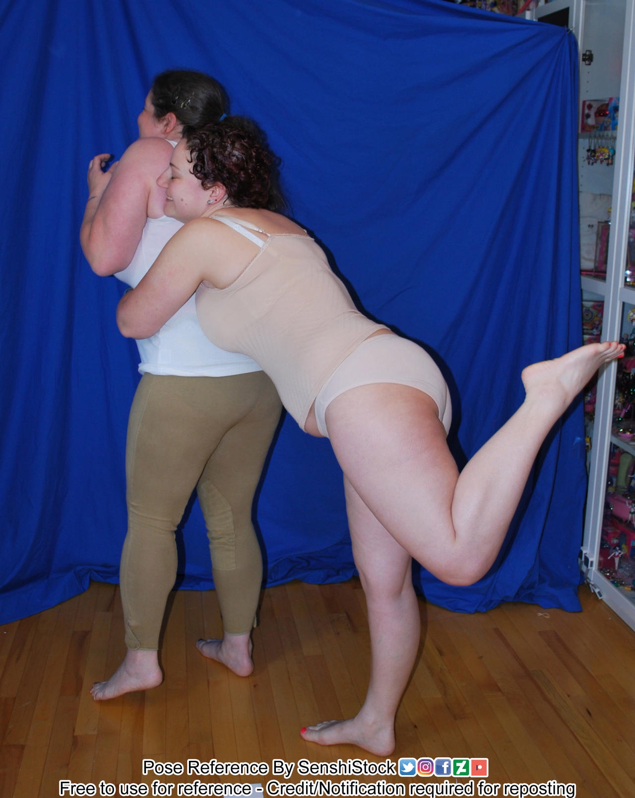 Daily Pose Inspiration: I'm Gonna Get You Reference