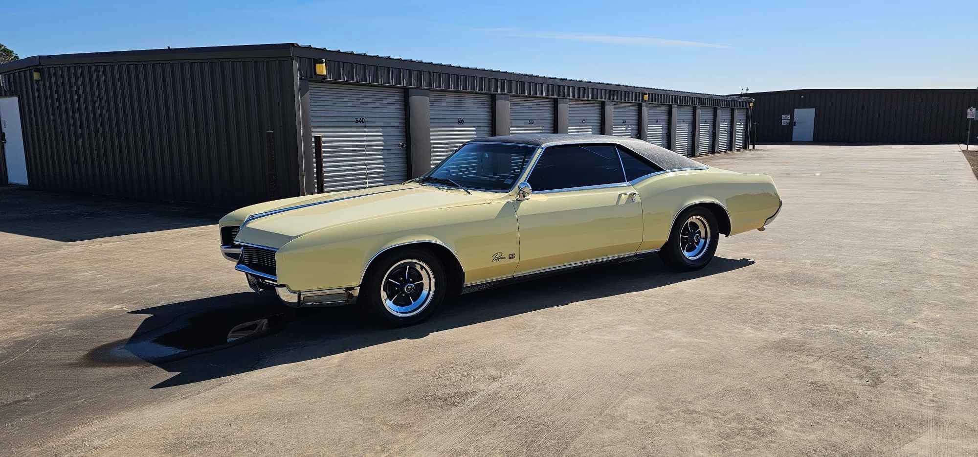Check Out That Impressive '66 Riv!