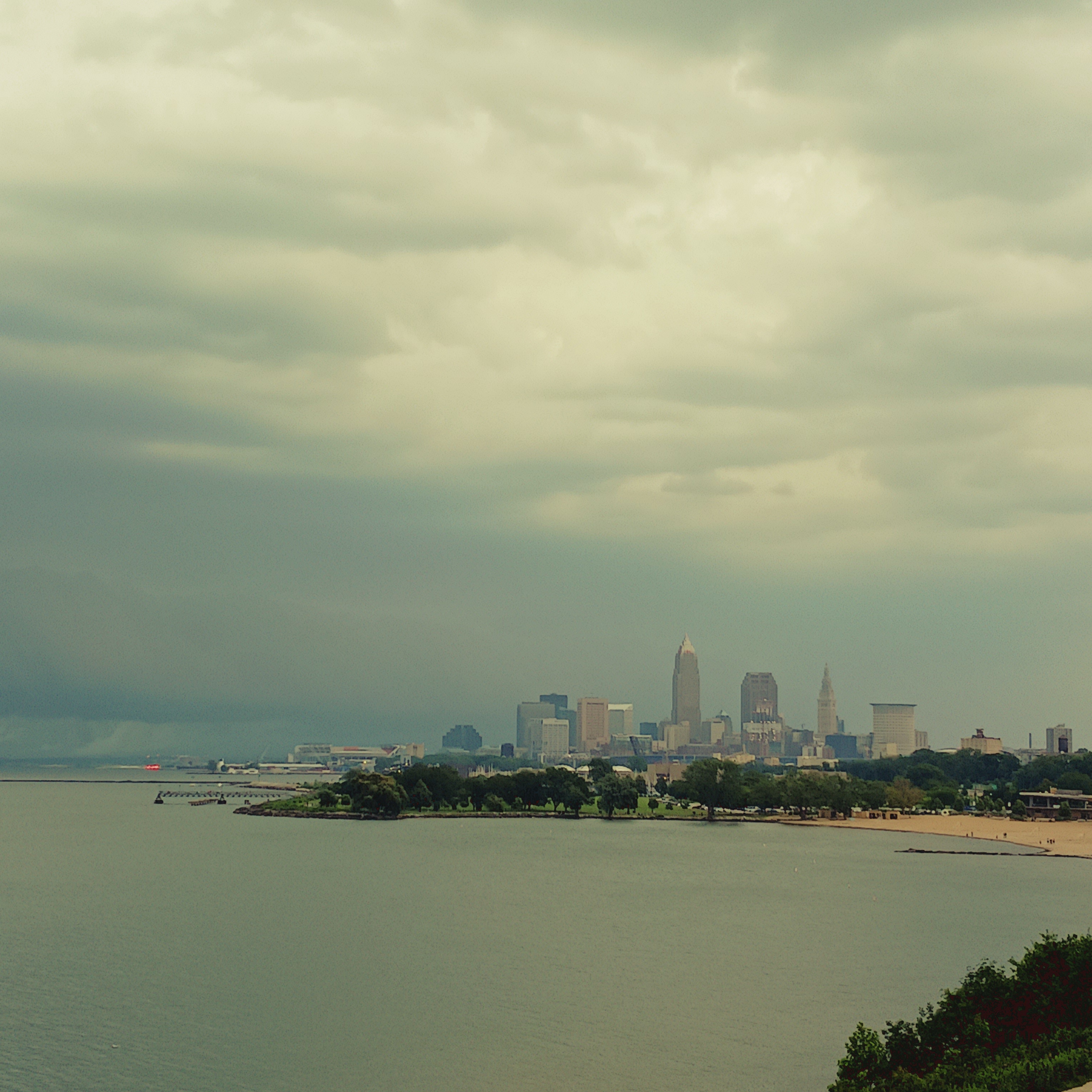 A Stunning View of the City on the Lake