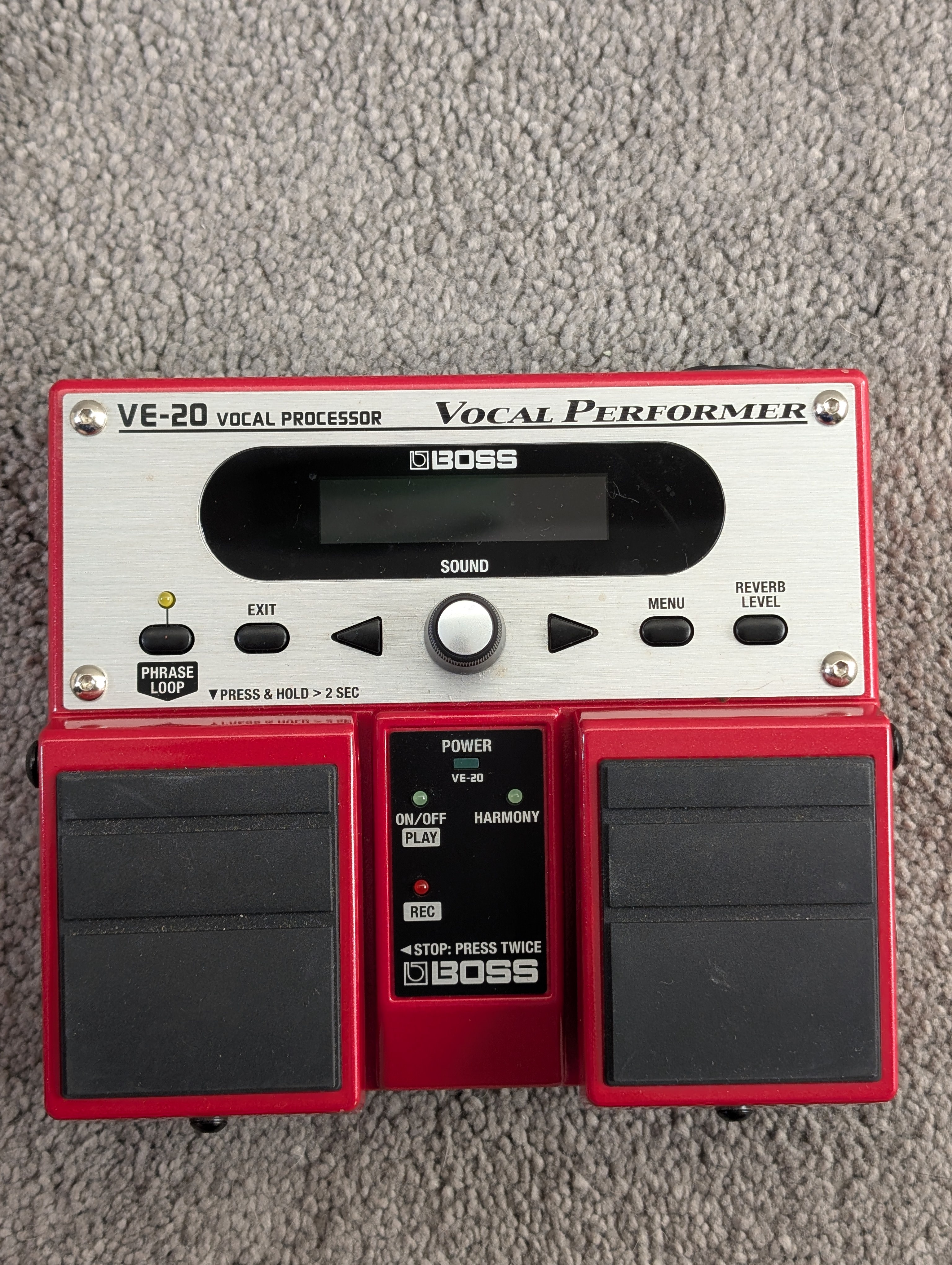 Exploring the Boss VE-20 Vocal Performer Multi-Effects Pedal