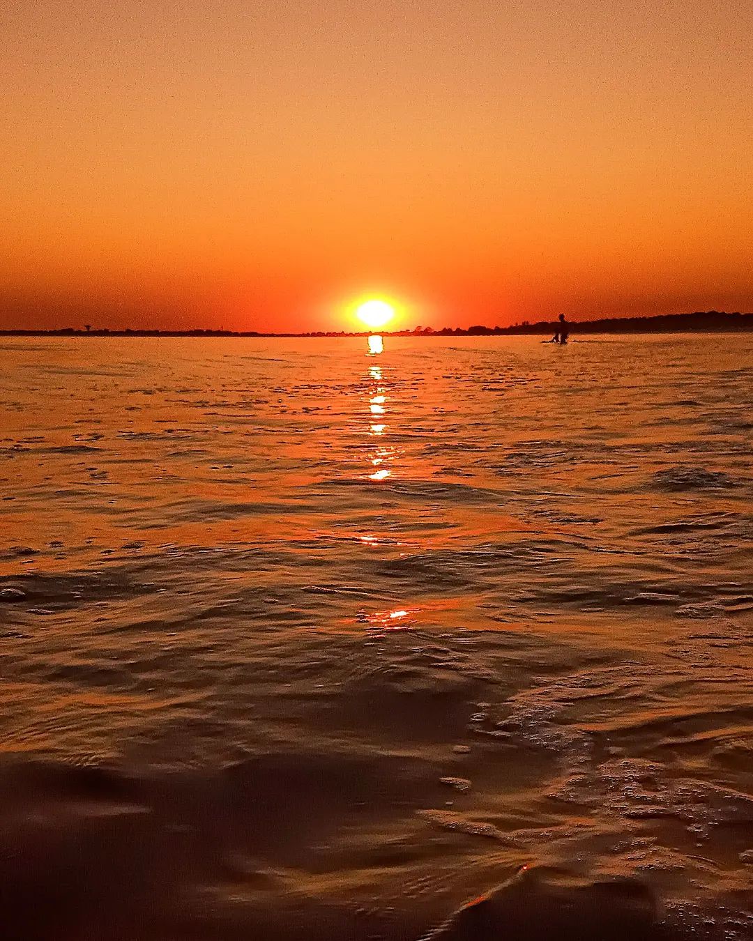 Breathtaking Golden Sunset Reflections in Nature