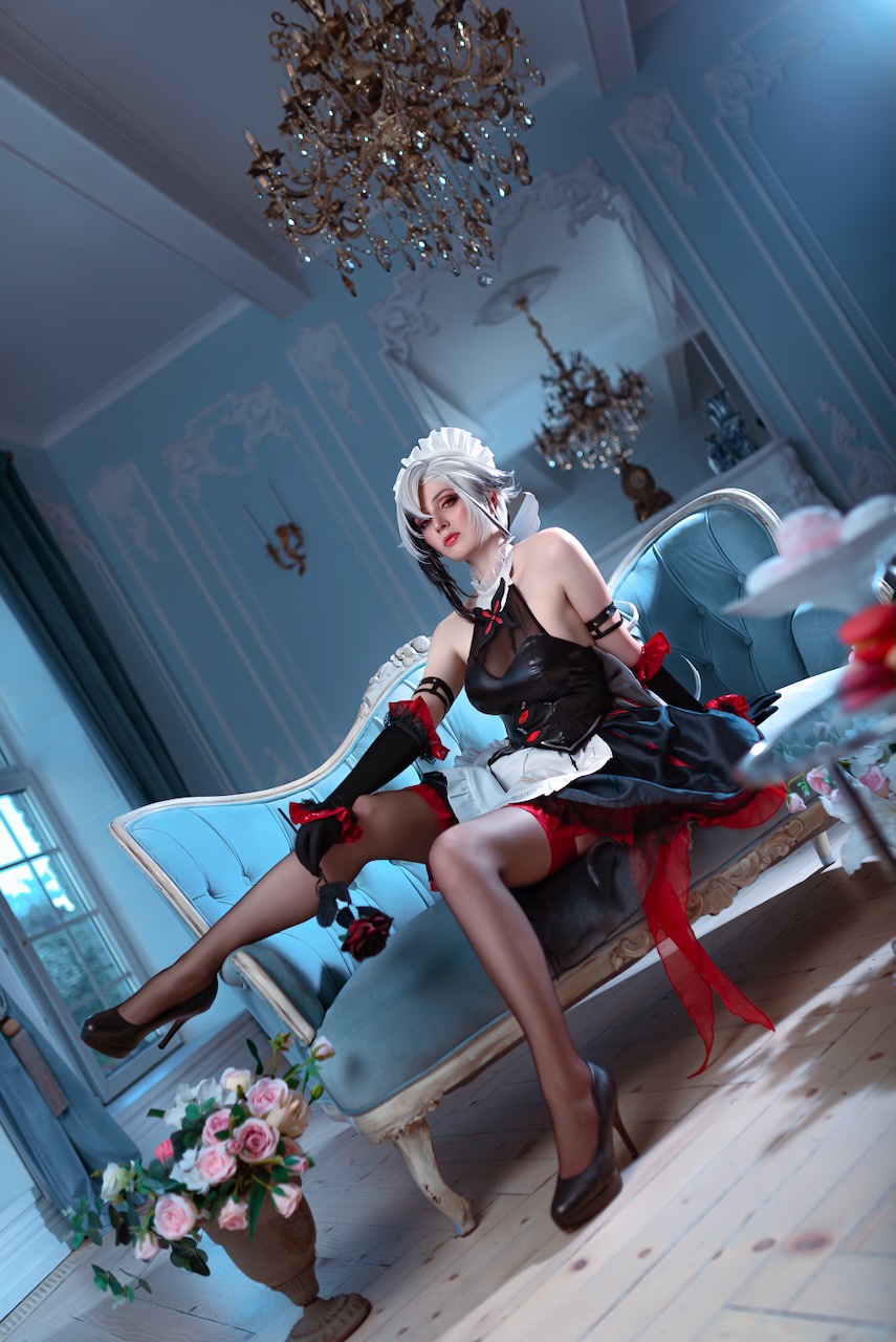 Incredible Maid Arlecchino Cosplay from Genshin Impact