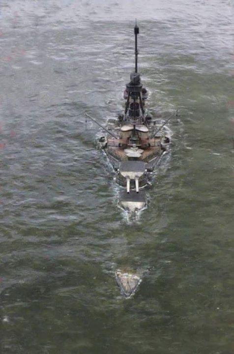 The Surrender of the SMS Hindenburg: A Historic Moment