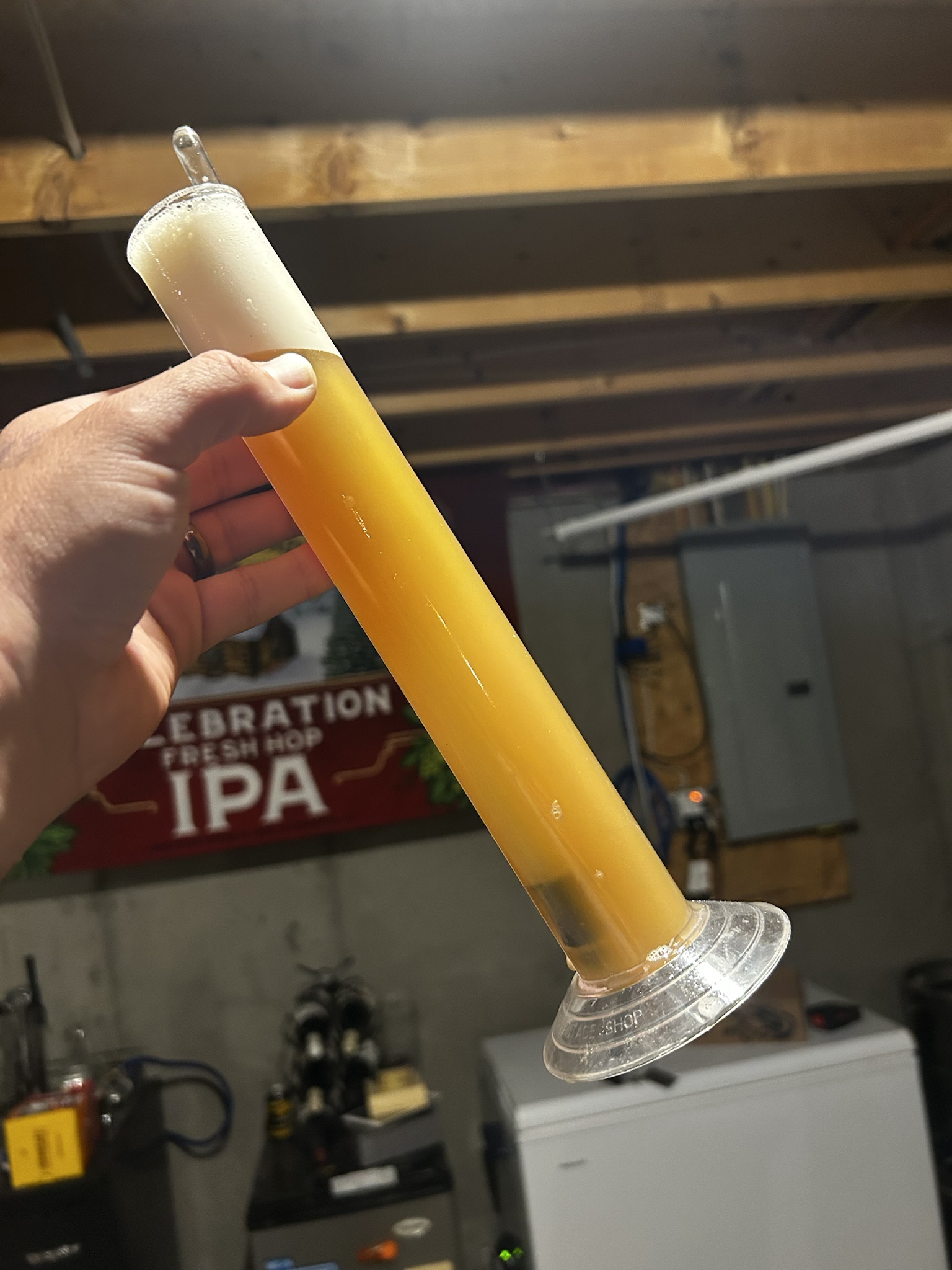 A glimpse at the mysterious hazy hydrometer.
