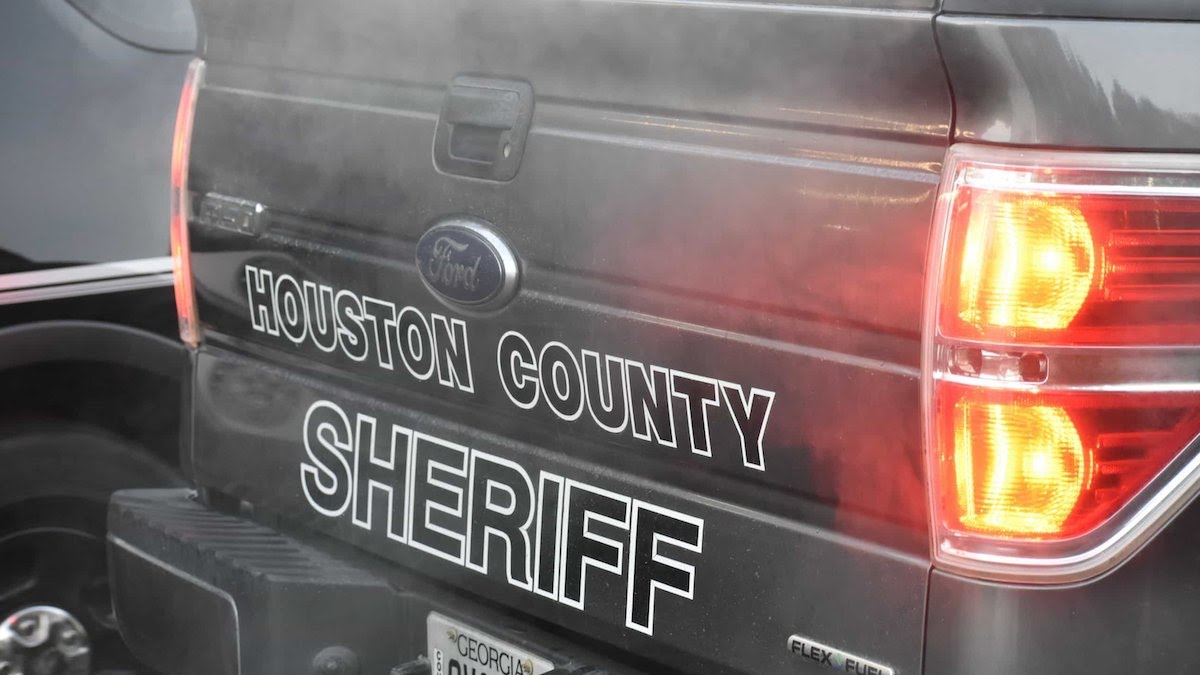 GA SWAT Lieutenant Confronts Ford Dealer Employee Over a Missing Garage Door Opener: 'Expect Consequences!'