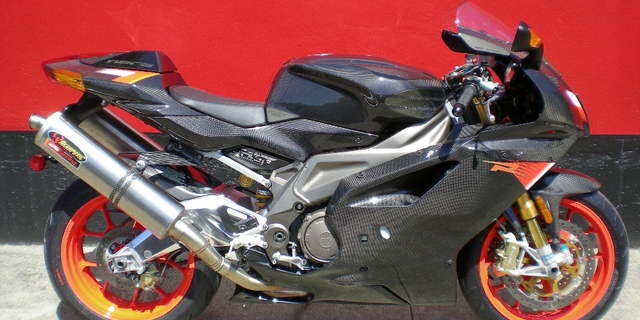 Moto Monday: Spotlight on the Stunning 2004 Aprilia Nera