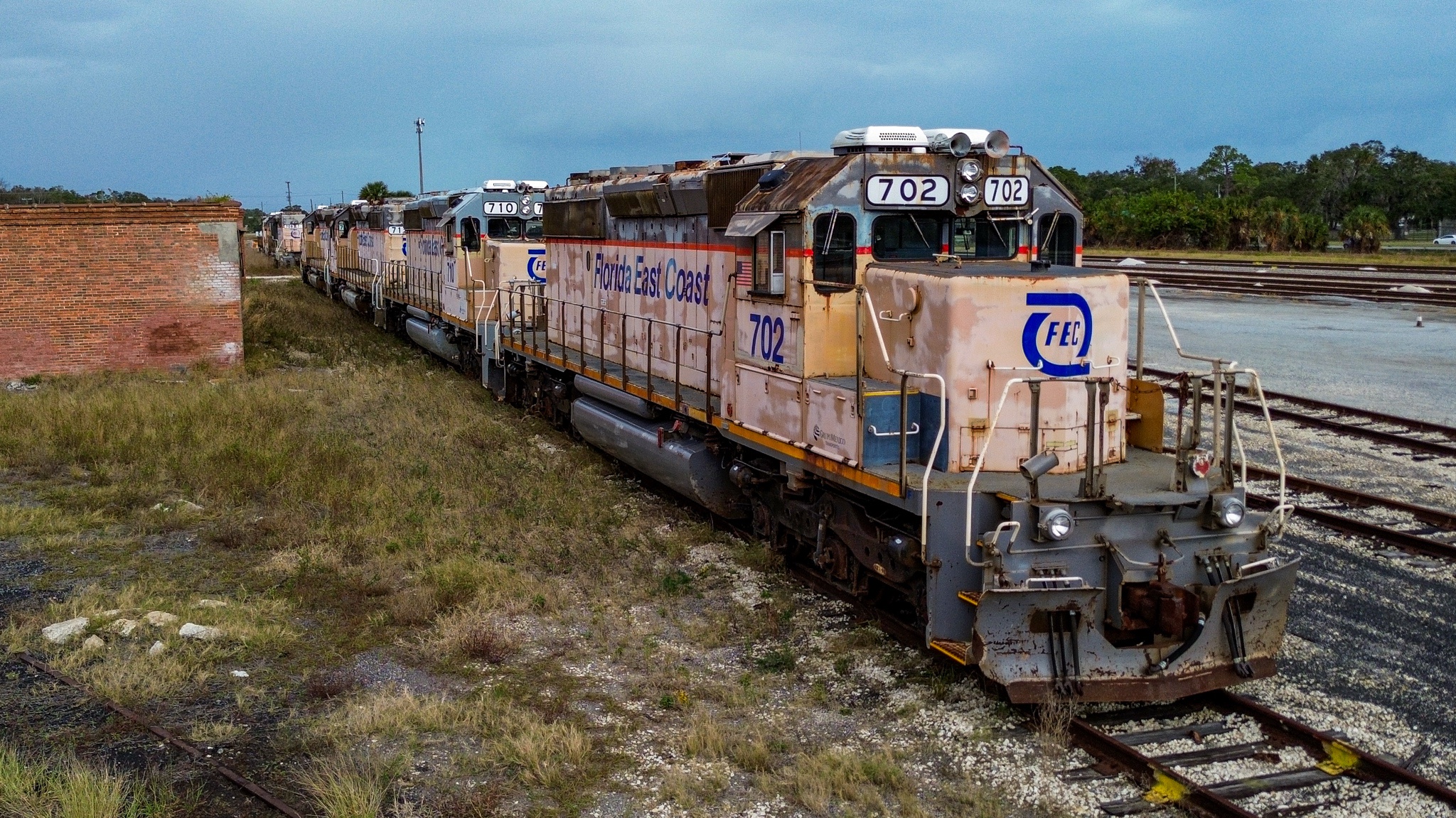 Nostalgic Look at Old FEC SD40-2 Locomotives