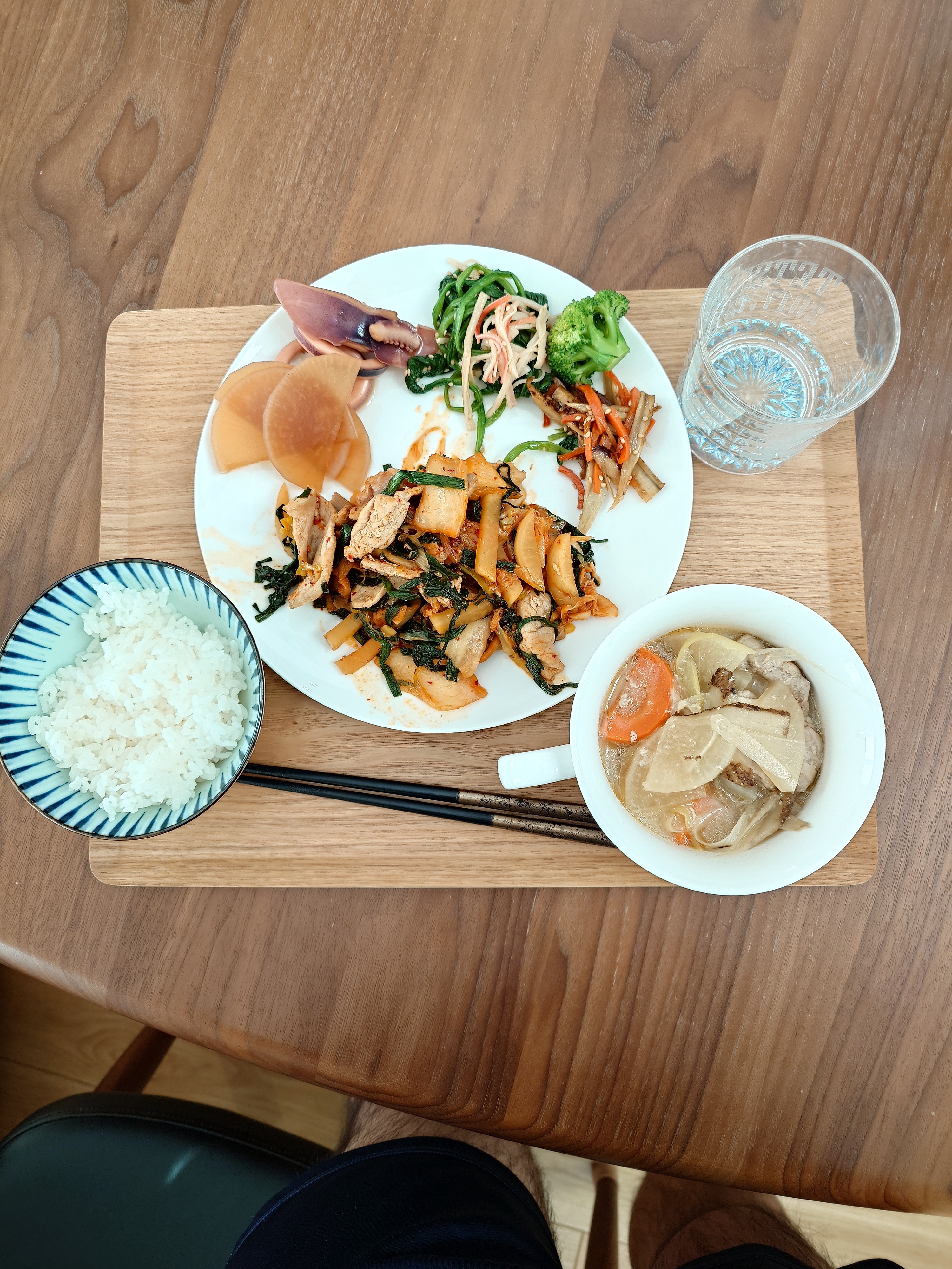 Meshi: a delightful culinary experience.