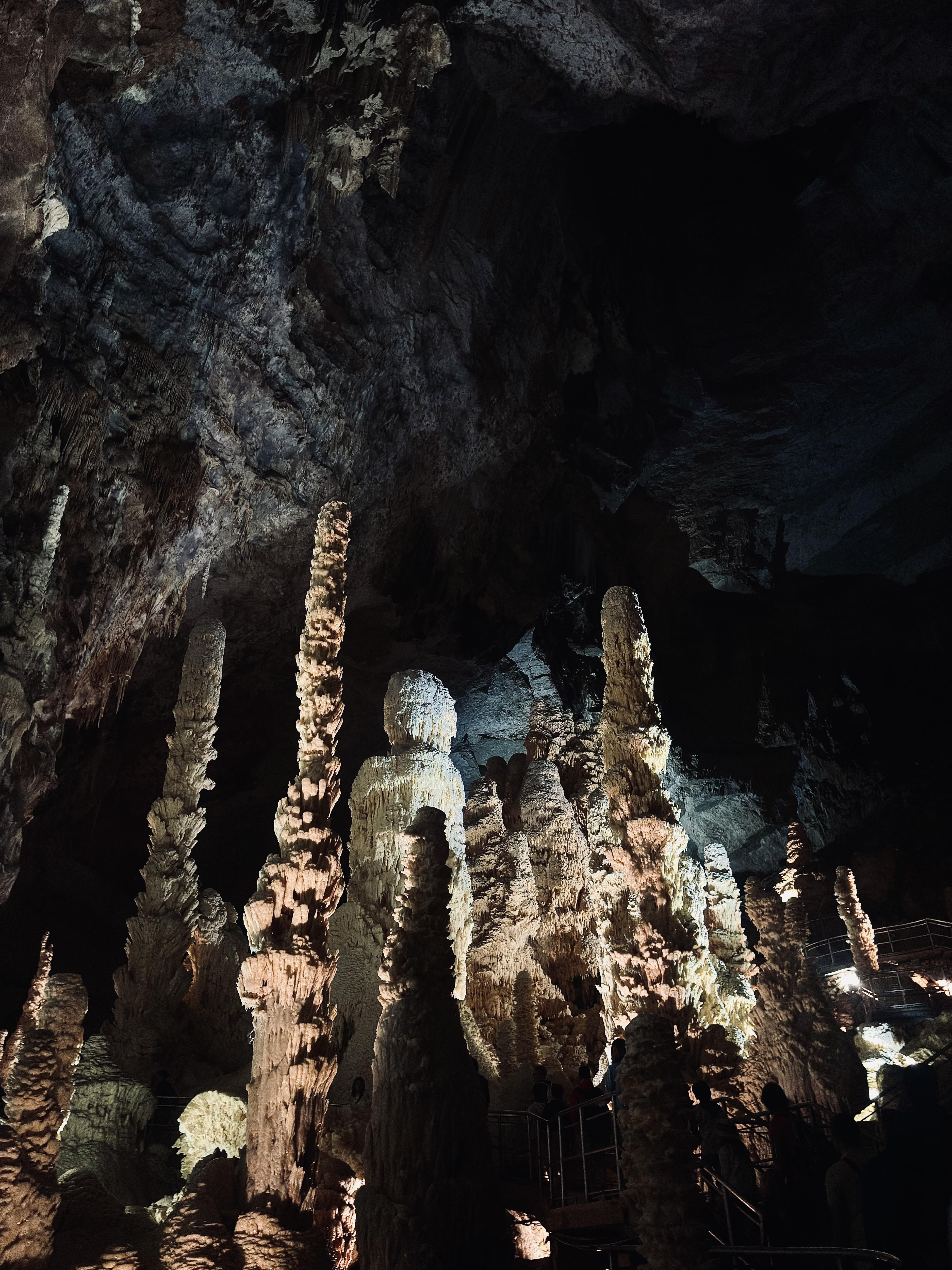 Exploring the breathtaking Frasassi Caves in Italy!