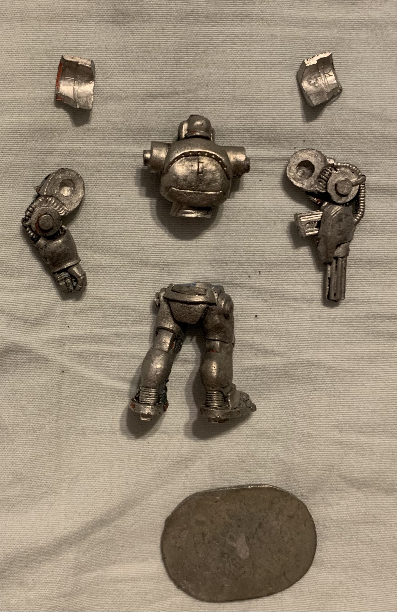 The Mystery of the Unidentified Robot