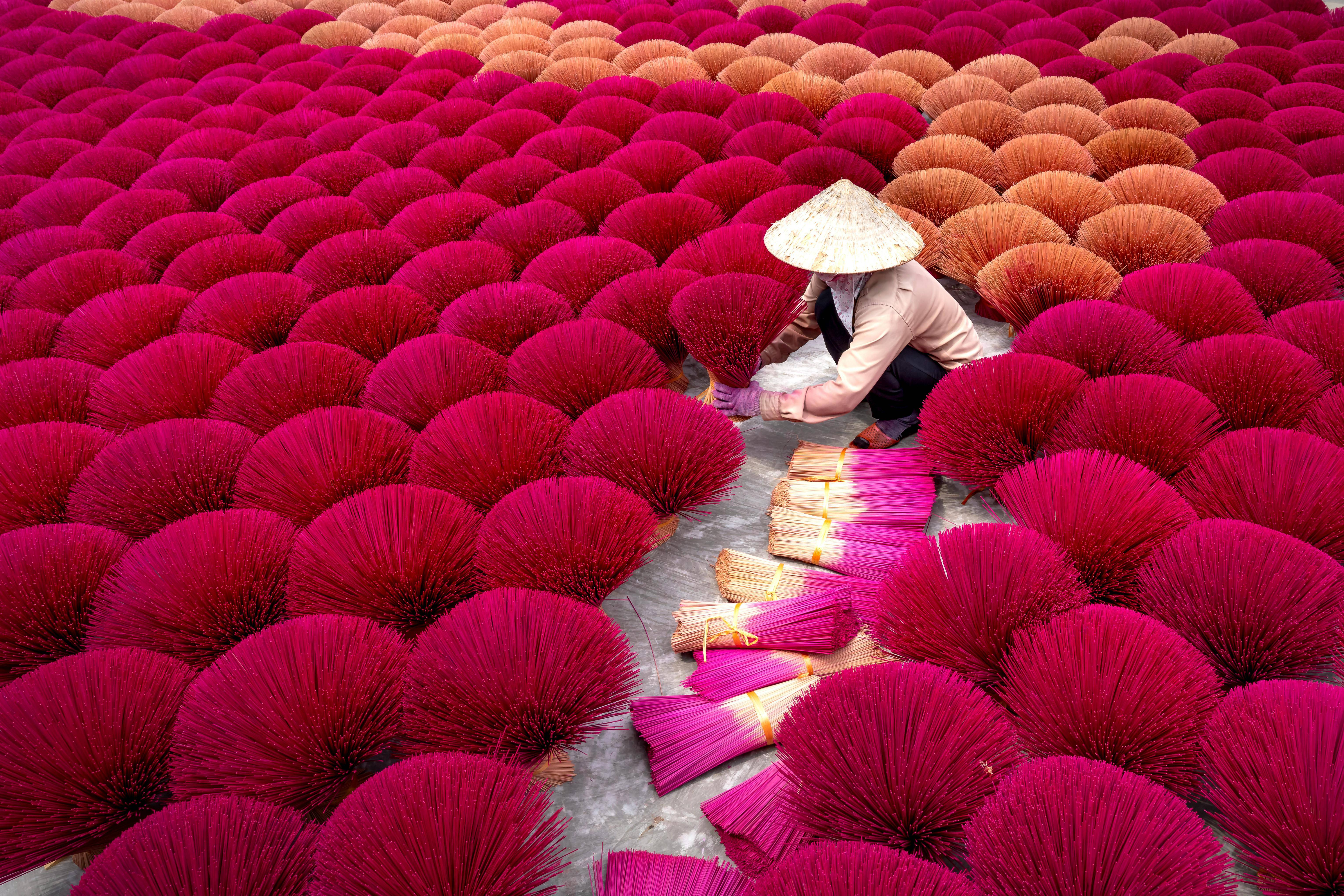 The Art of Drying Incense Sticks in Vietnam