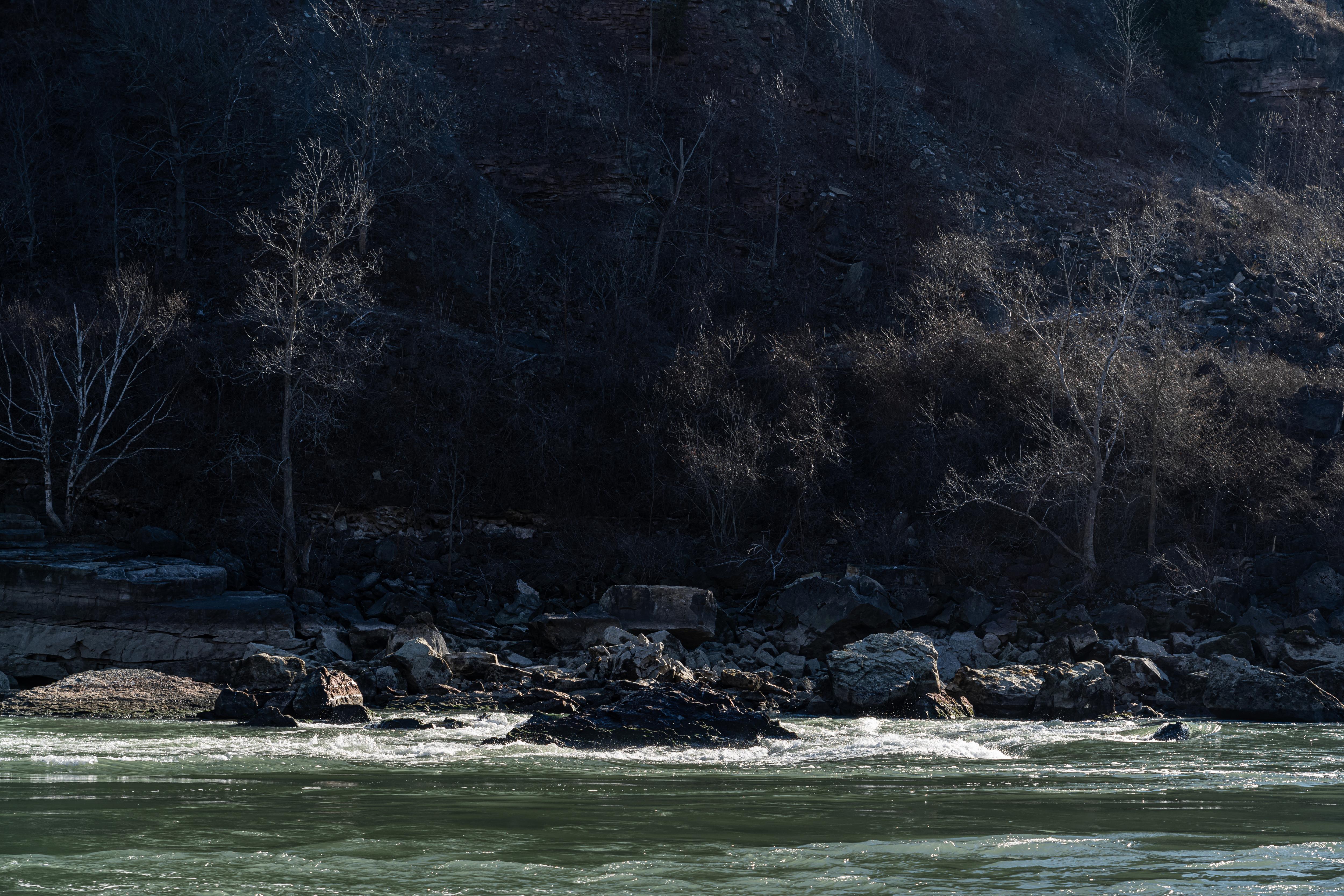 Exploring the Majestic Niagara Whirlpool in December 2024