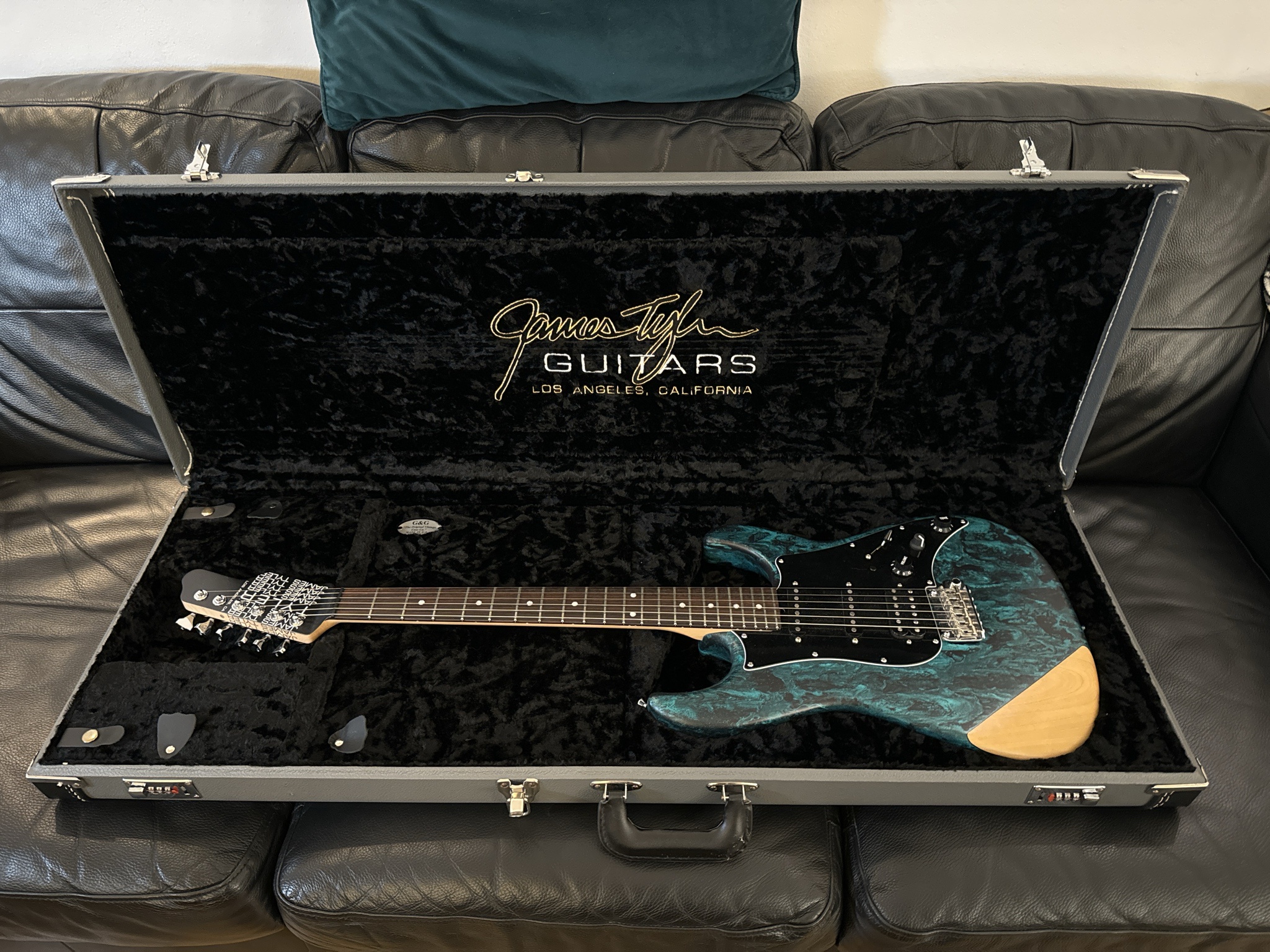 The James Tyler Studio Elite HD: A Guitar Enthusiast's Dream