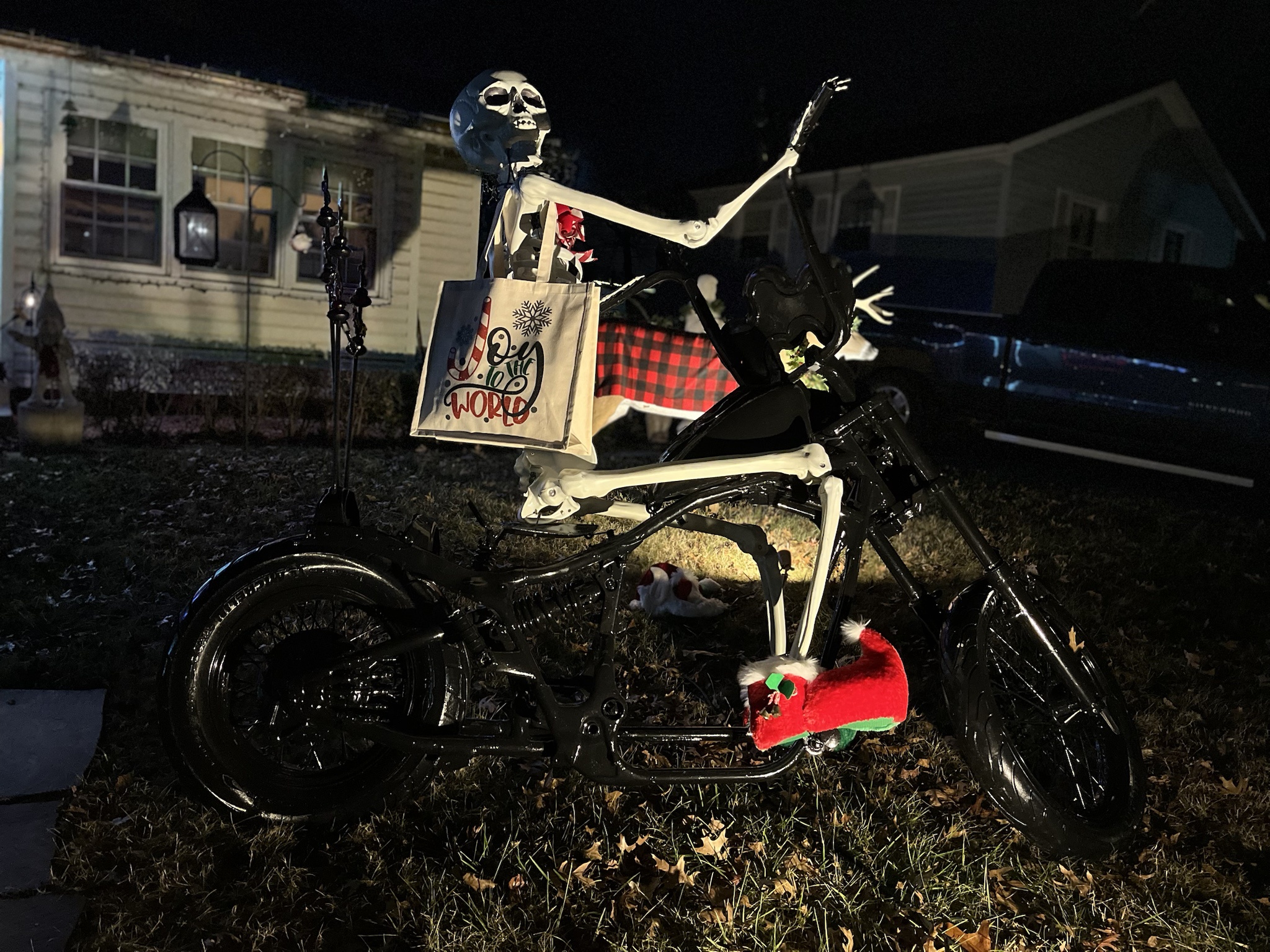 If Your Christmas Display Isn't This Awesome, I'm Not Interested!