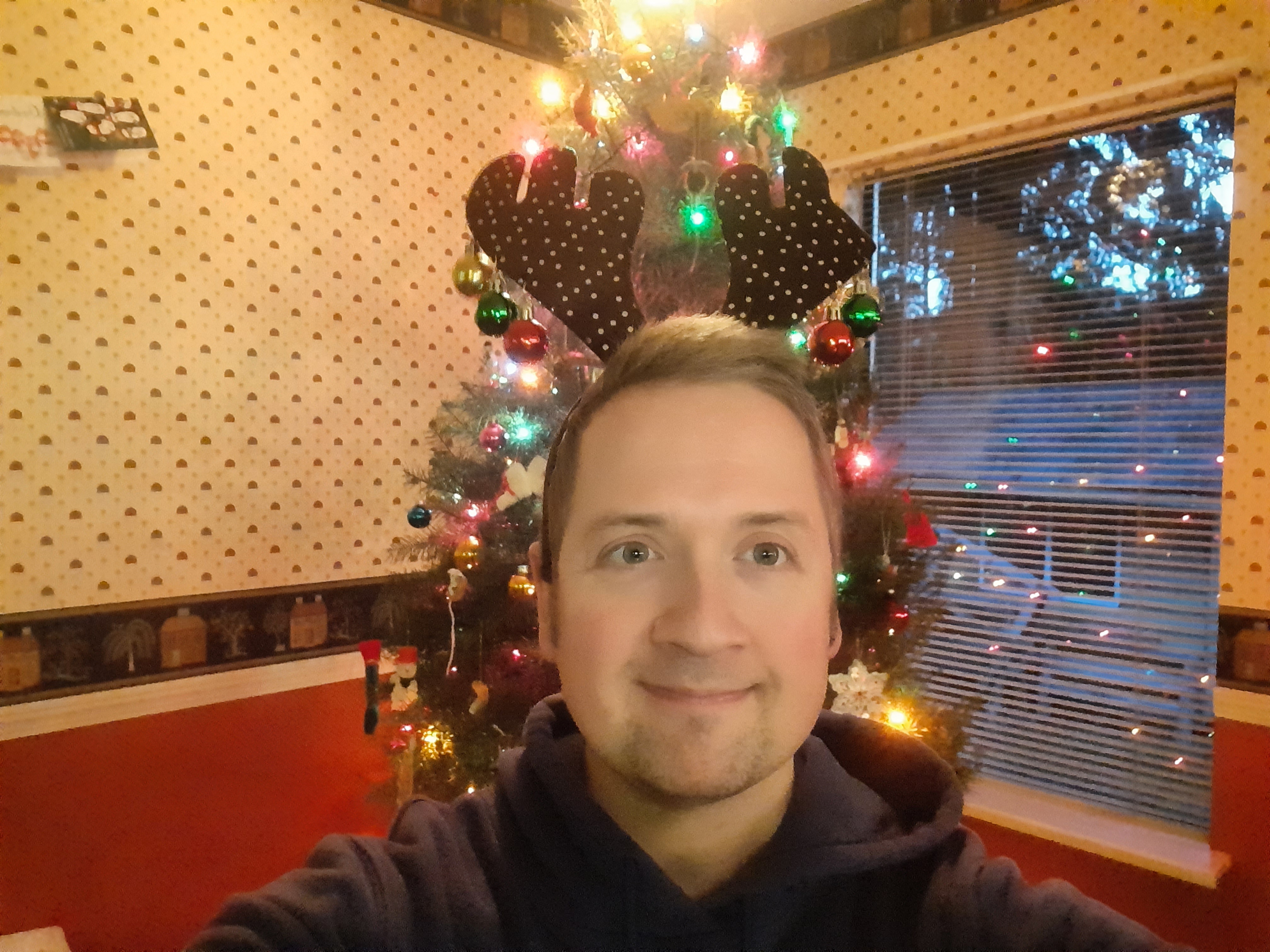 Sending Christmas cheer from the US/Canada border!