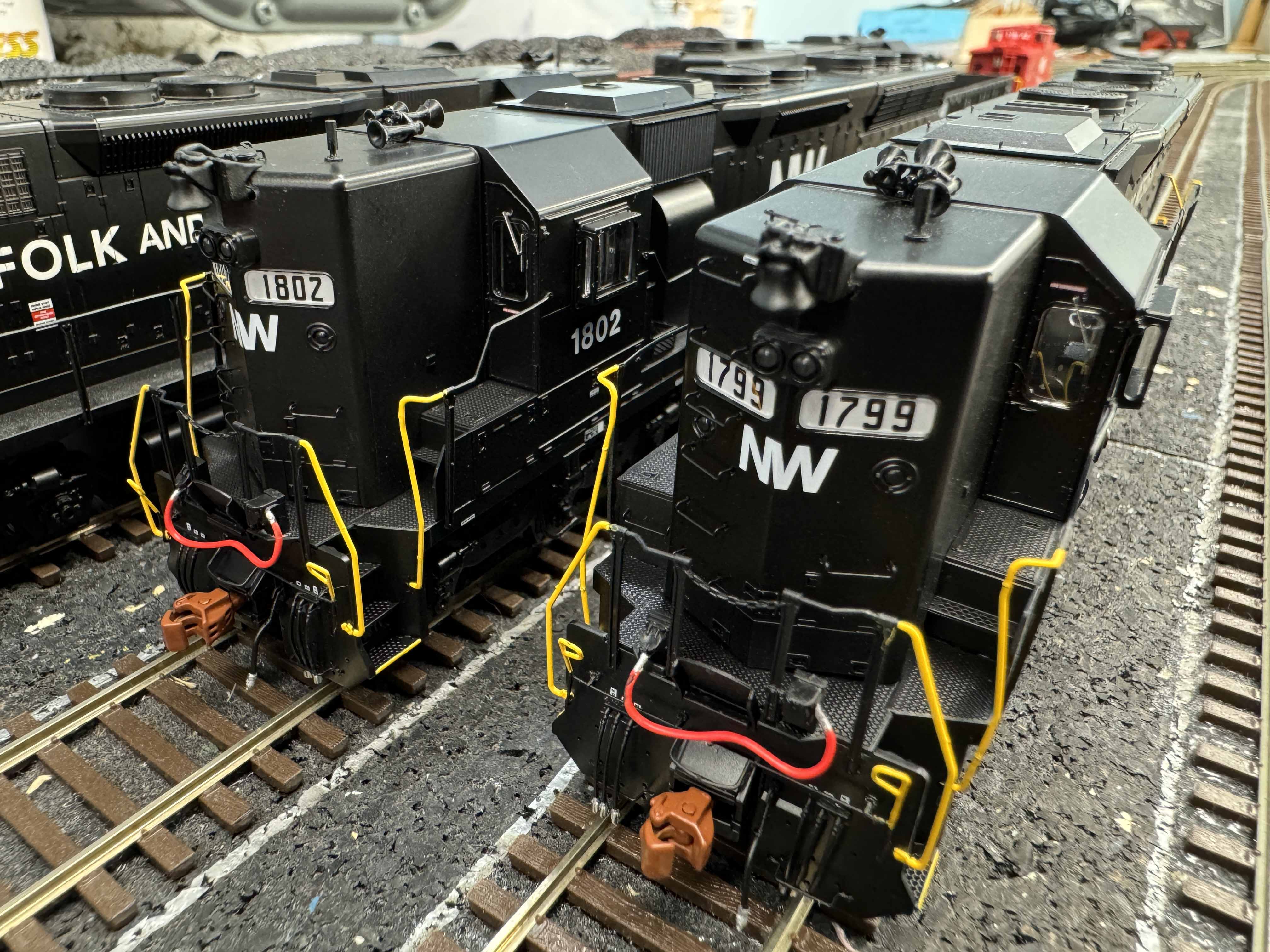 New Scale Trains N&W SD45 - High Hood is still a bit on the short side!