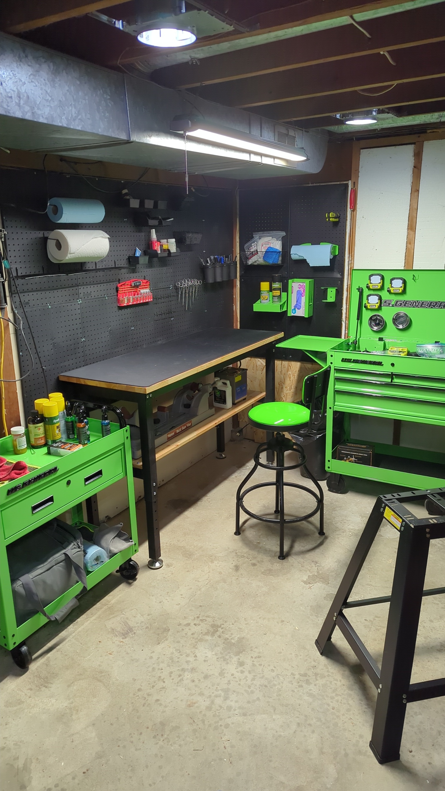 Harbor Freight Christmas: A DIY Wonderland