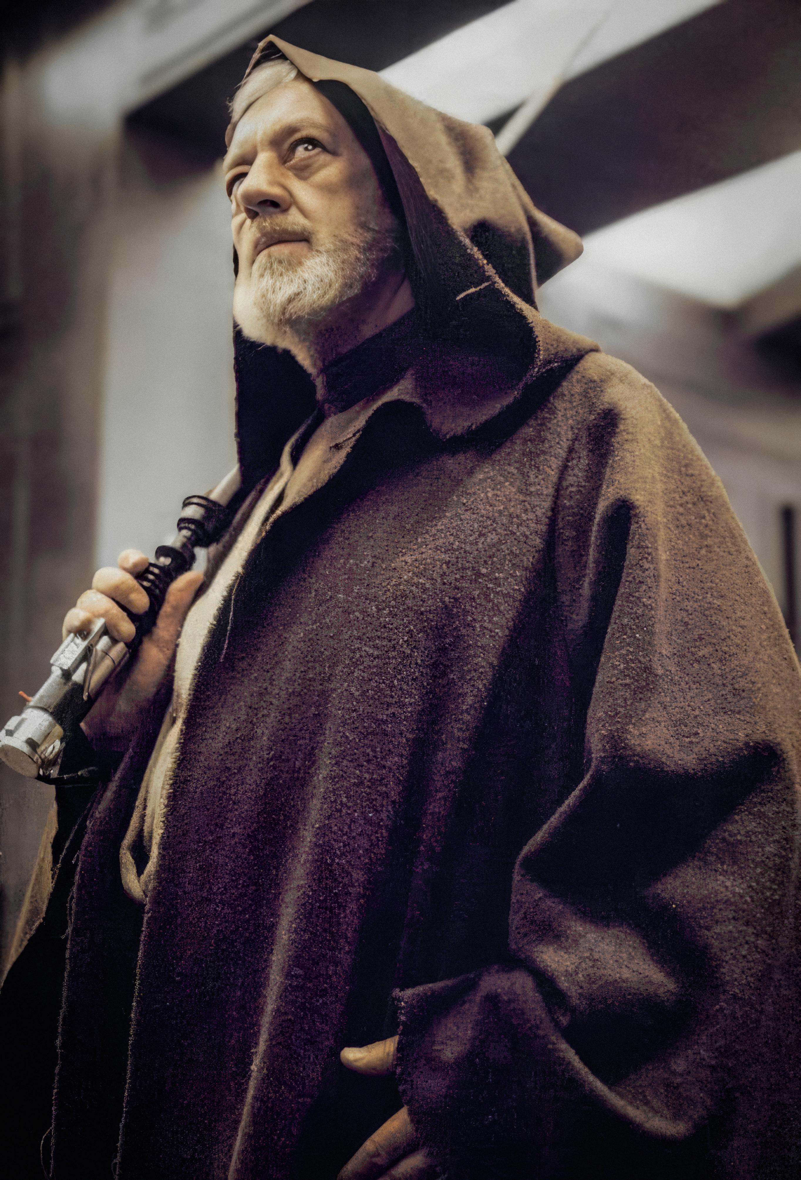 A Glimpse of Sir Alec Guinness as Obi-Wan Kenobi on the Star Wars Set (1977)