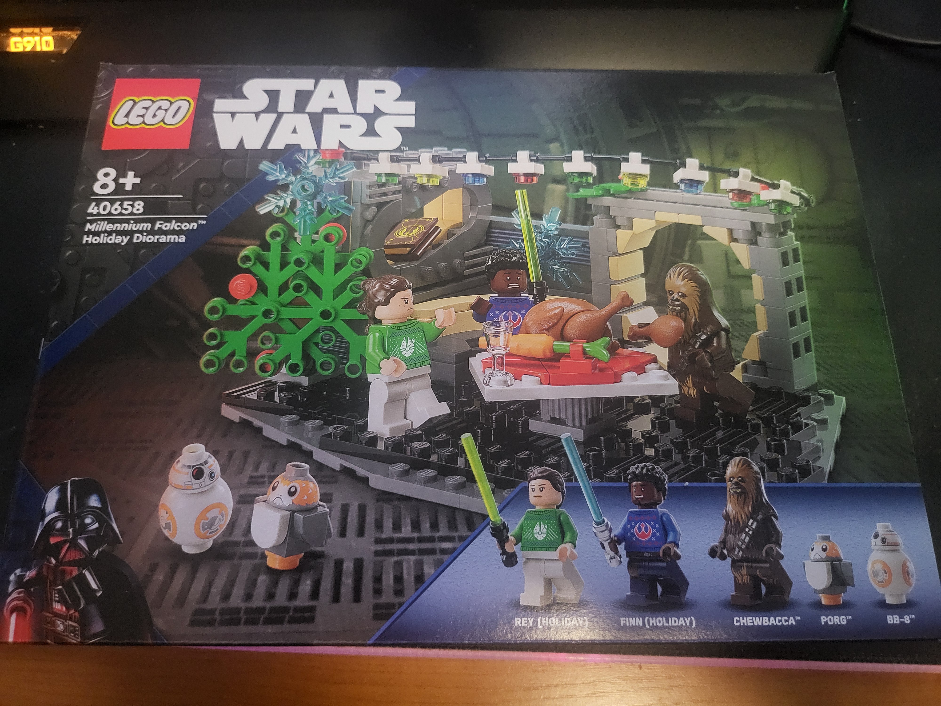 Experience the Lego Star Wars Holiday with the Millennium Falcon Diorama