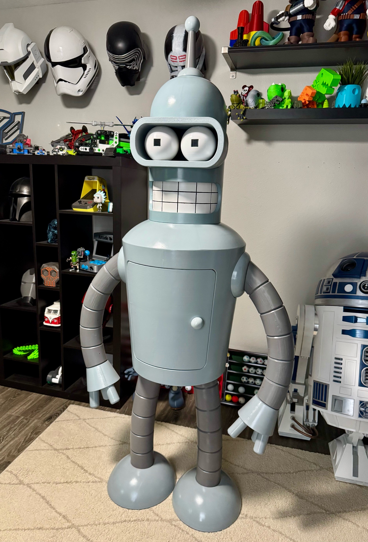 Meet the Life-Size Bender: A Futuristic Companion!