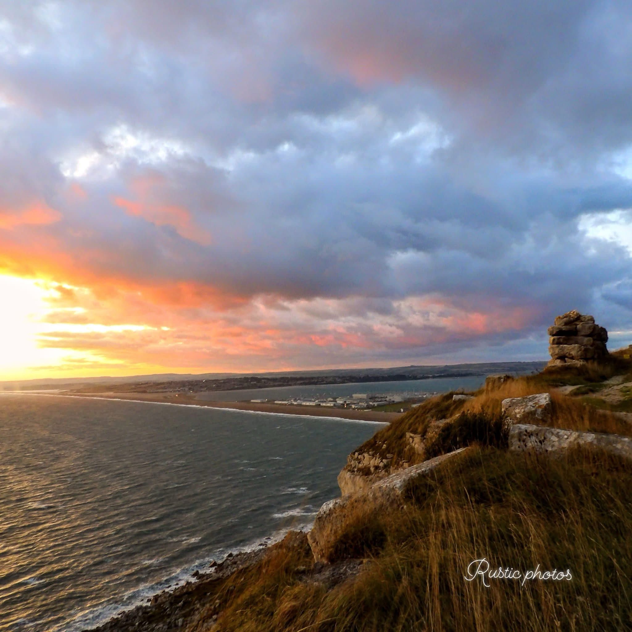 Exploring the Beauty of Chesil Beach