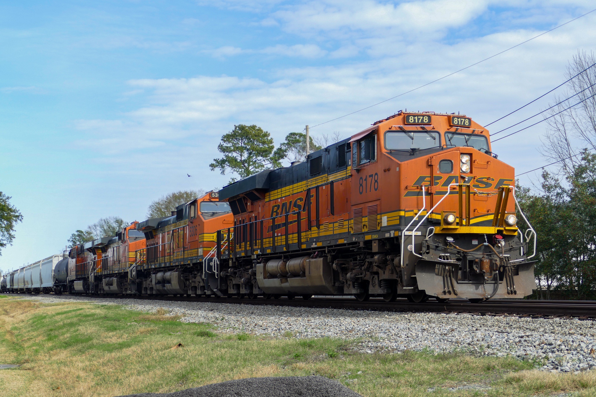 Westbound BNSF Train Rolling Through New Orleans