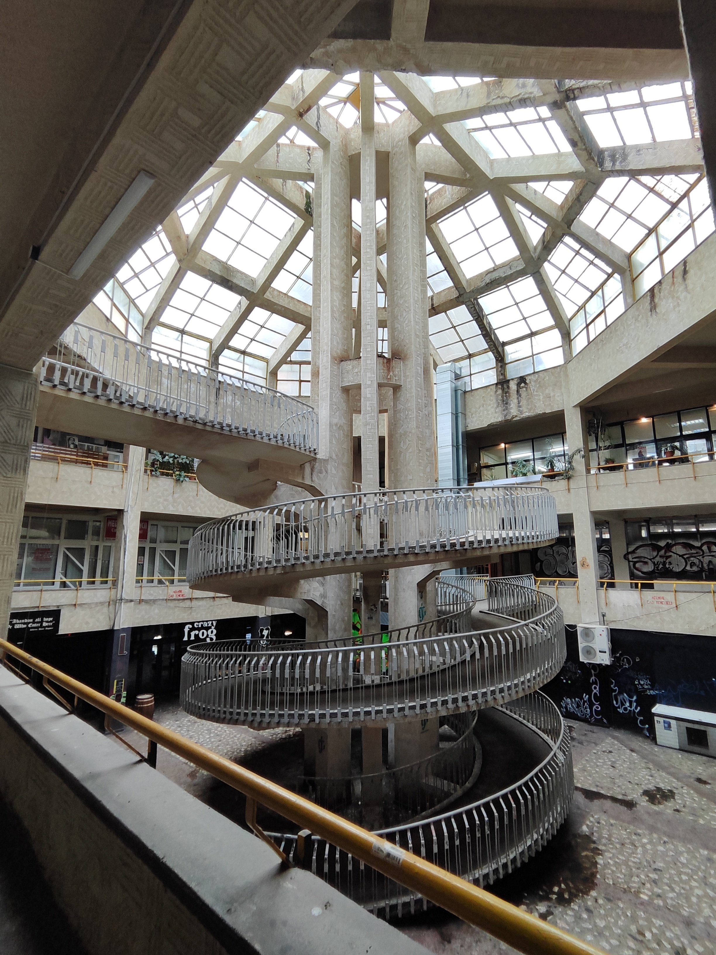 Iasi, Romania: exploring the mesmerizing spiral!