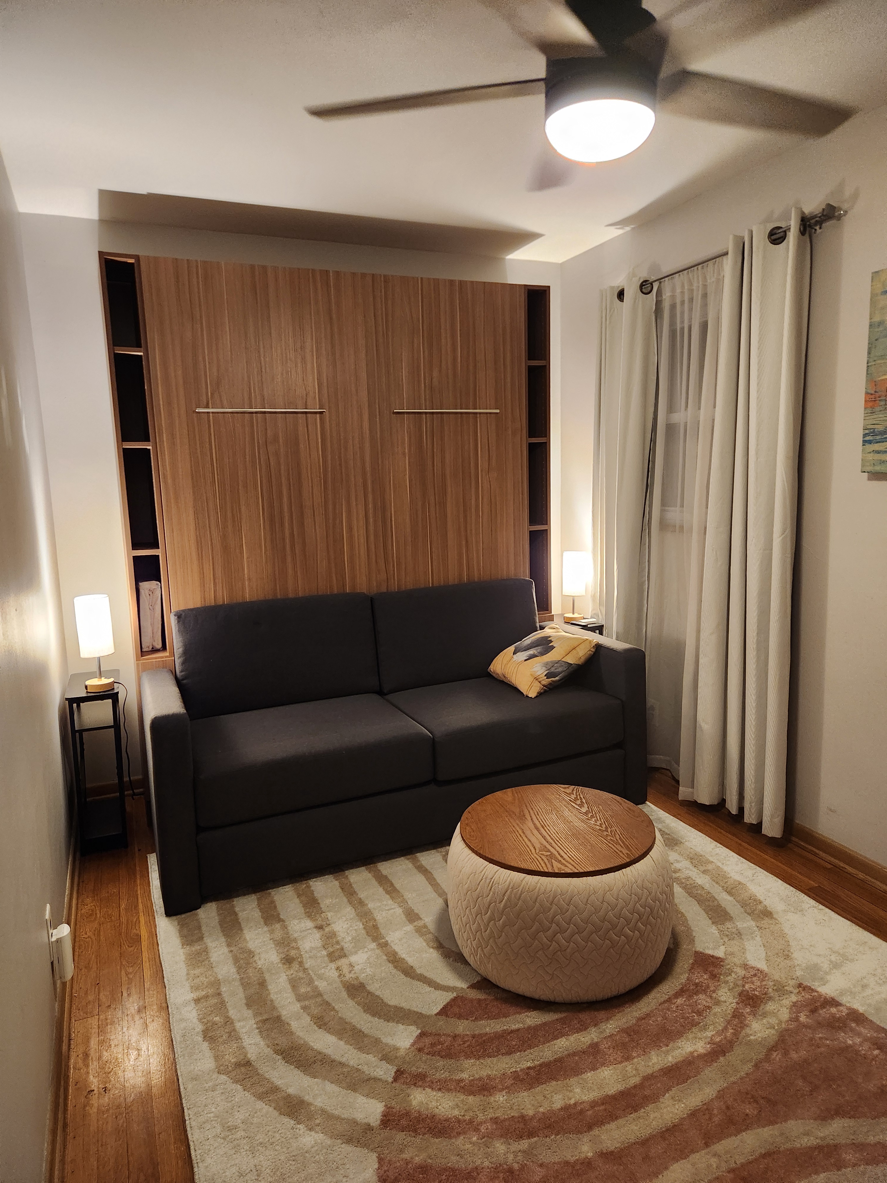 The Versatile Murphy Bed: Transforming Spaces