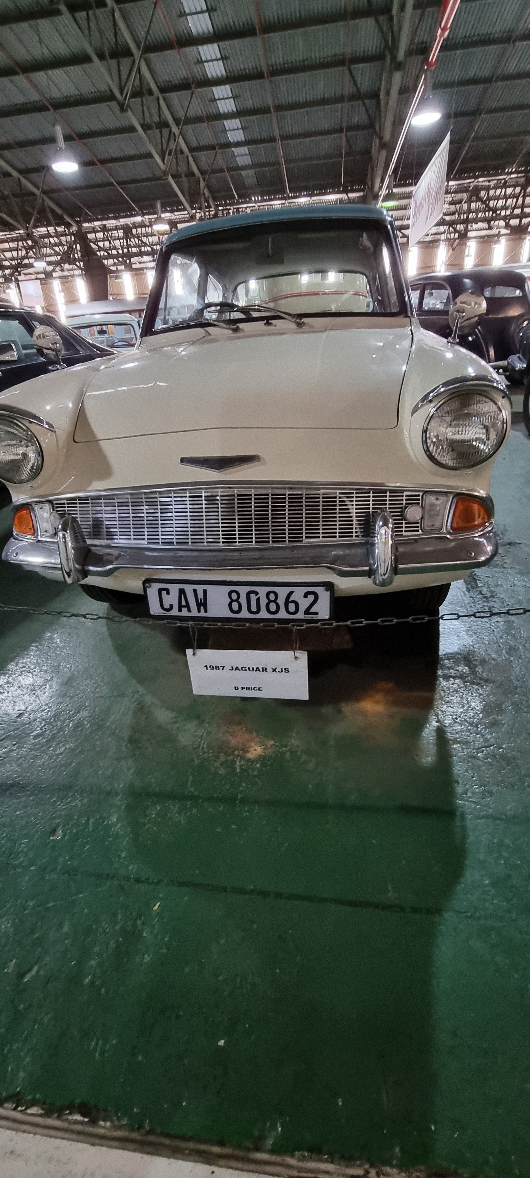 Take a look at the classic 1987 Jaguar XJs!