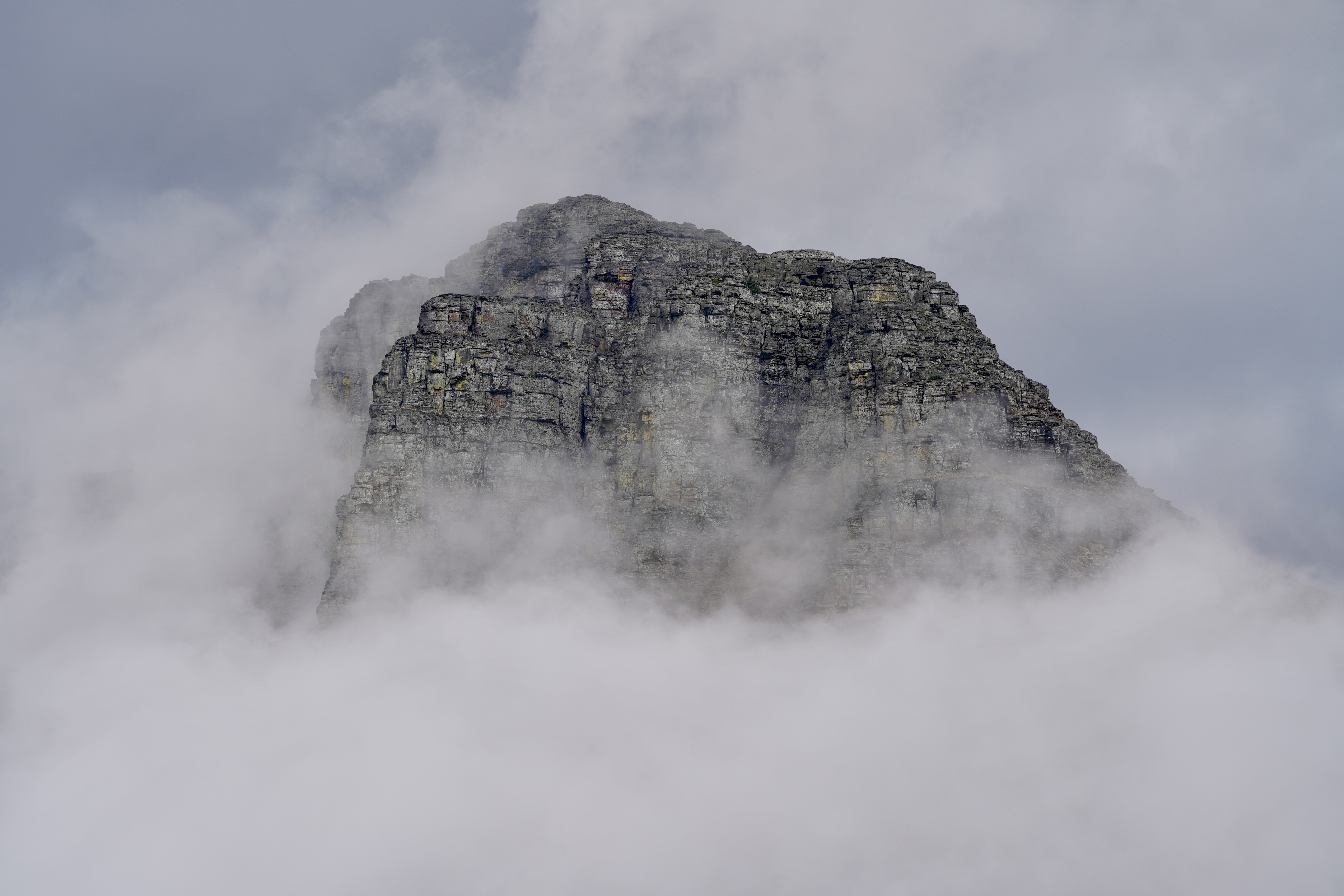 A Majestic Floating Mountain in the Heart of Montana