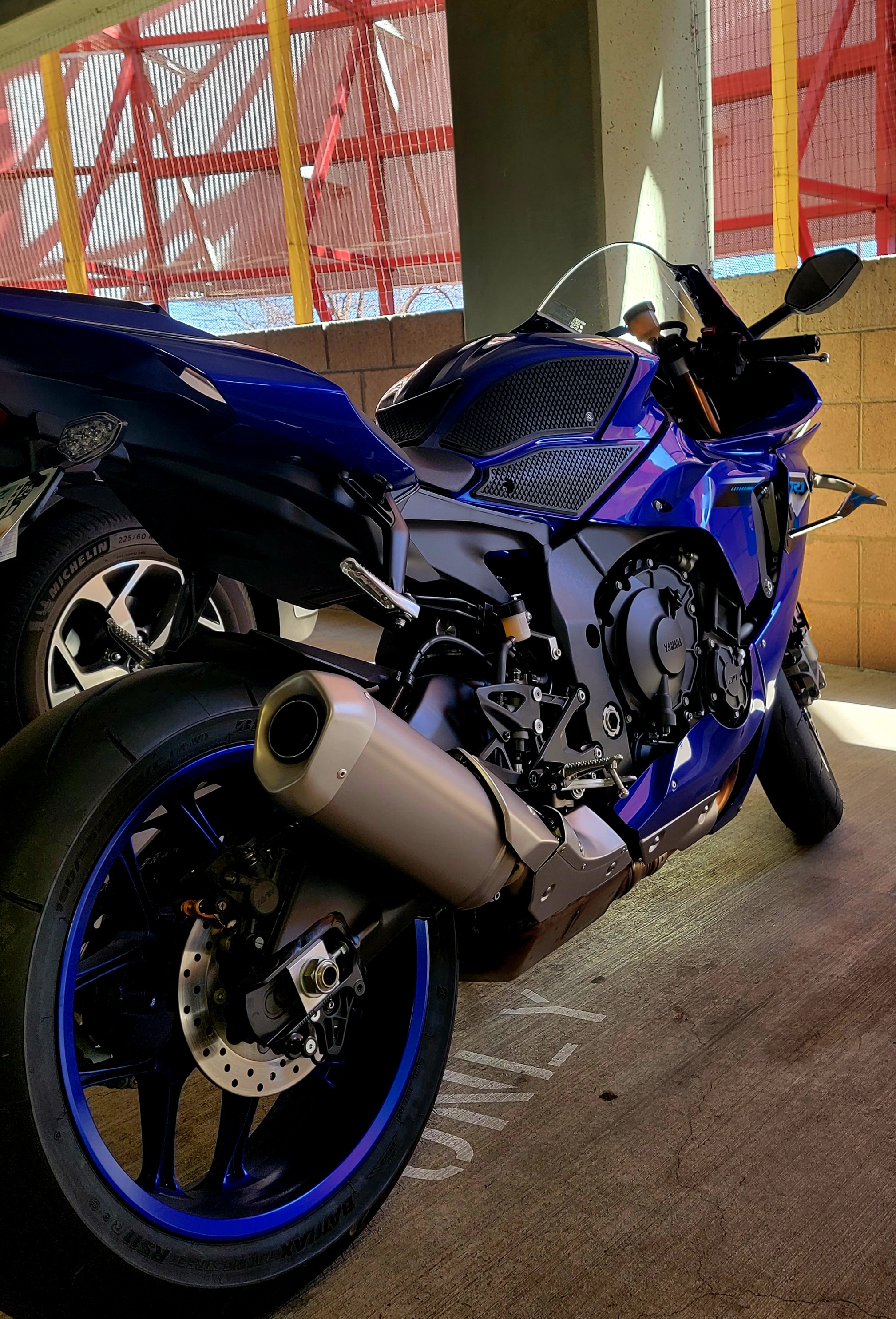 The Iconic YZF R1 Motorcycle