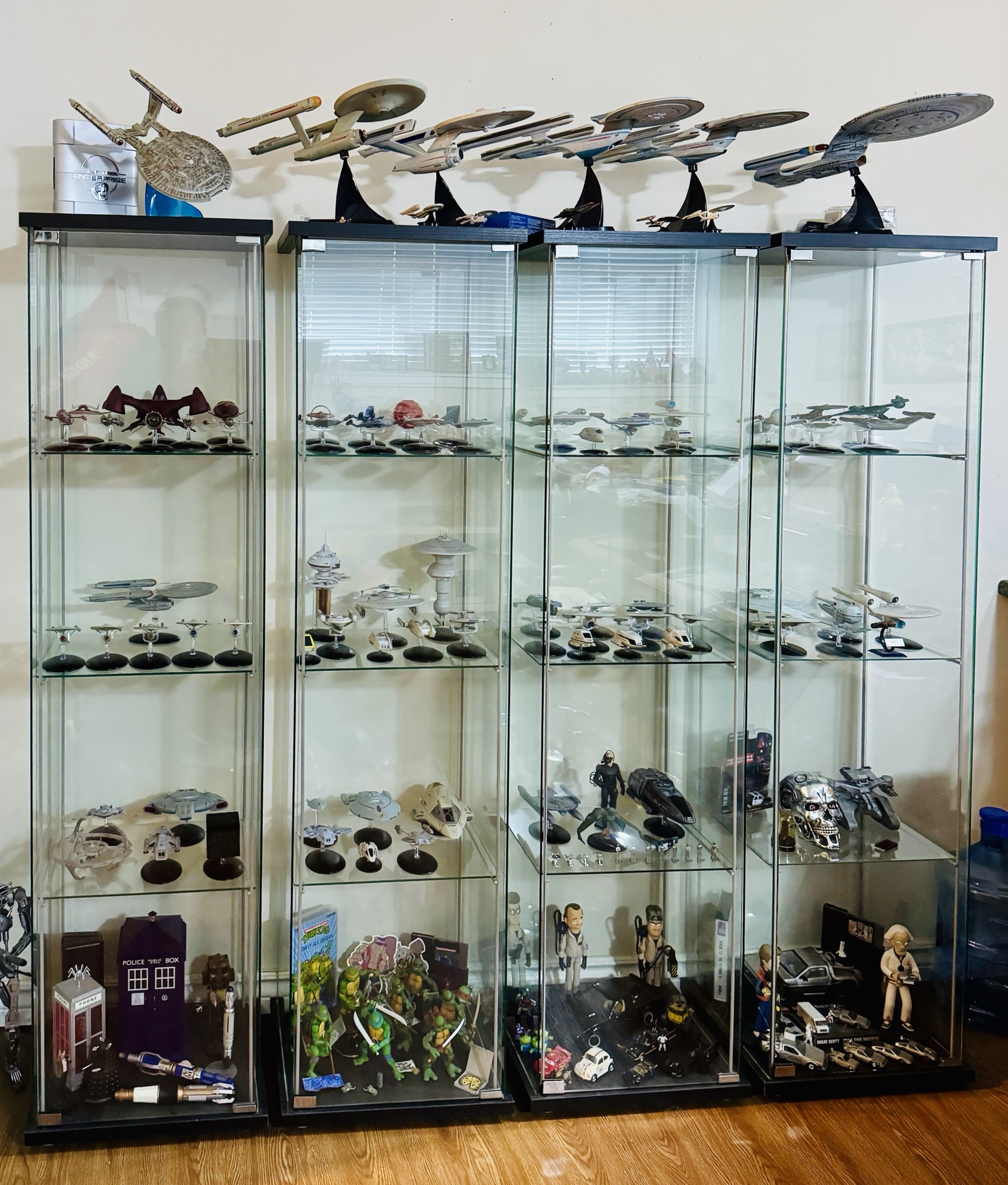 Check out my amazing Eaglemoss Star Trek Starships Collection!