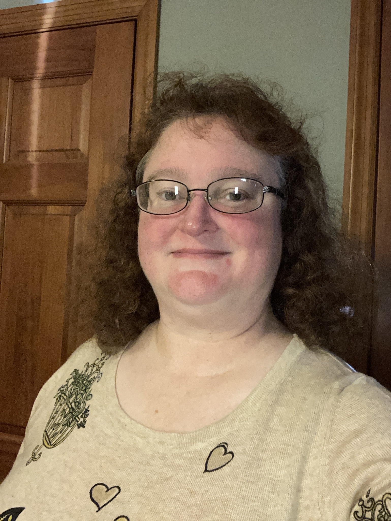Here's my obligatory Merry Christmas selfie!
