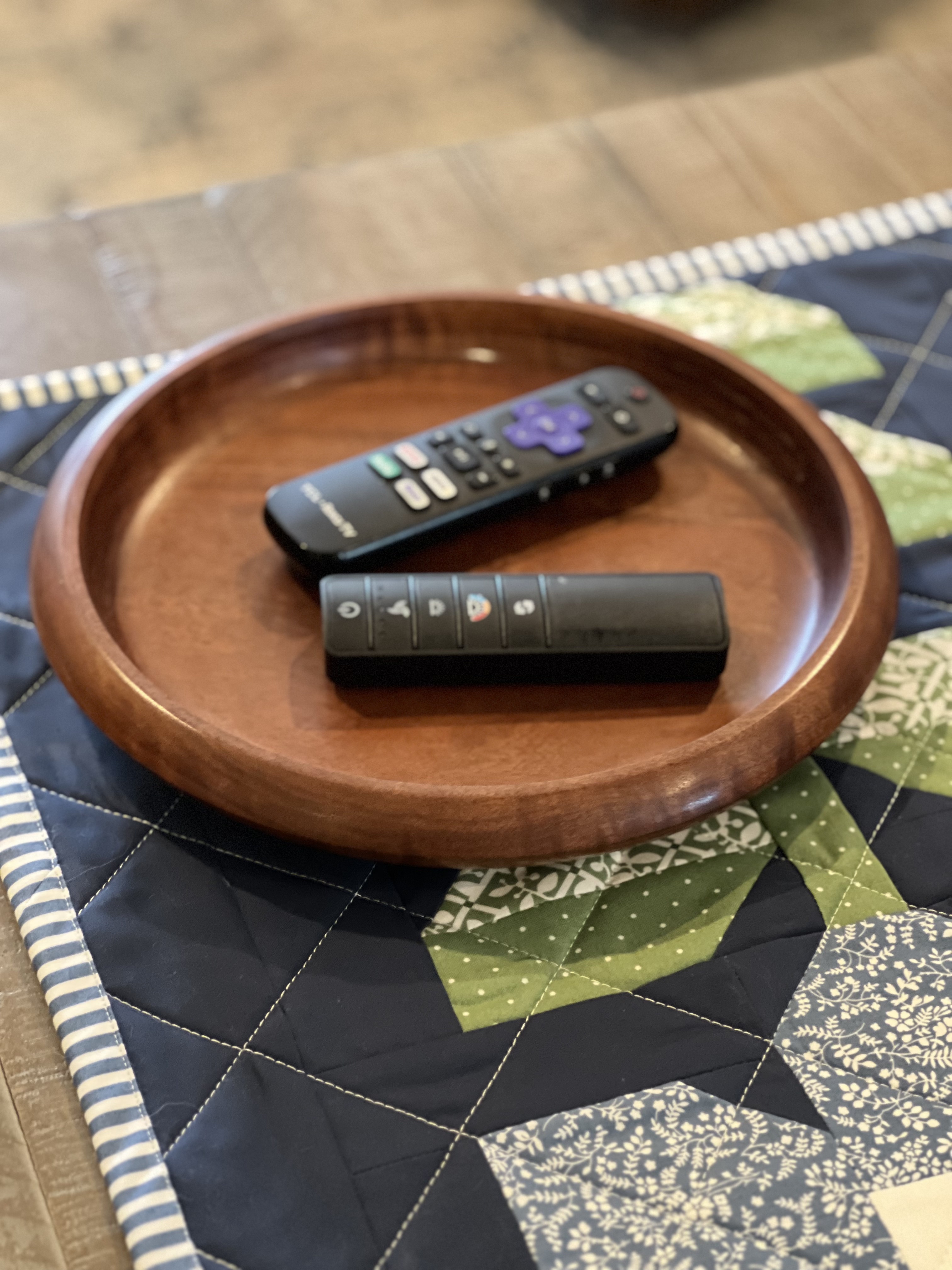 Charming Small Walnut Platter: A Touch of Elegance