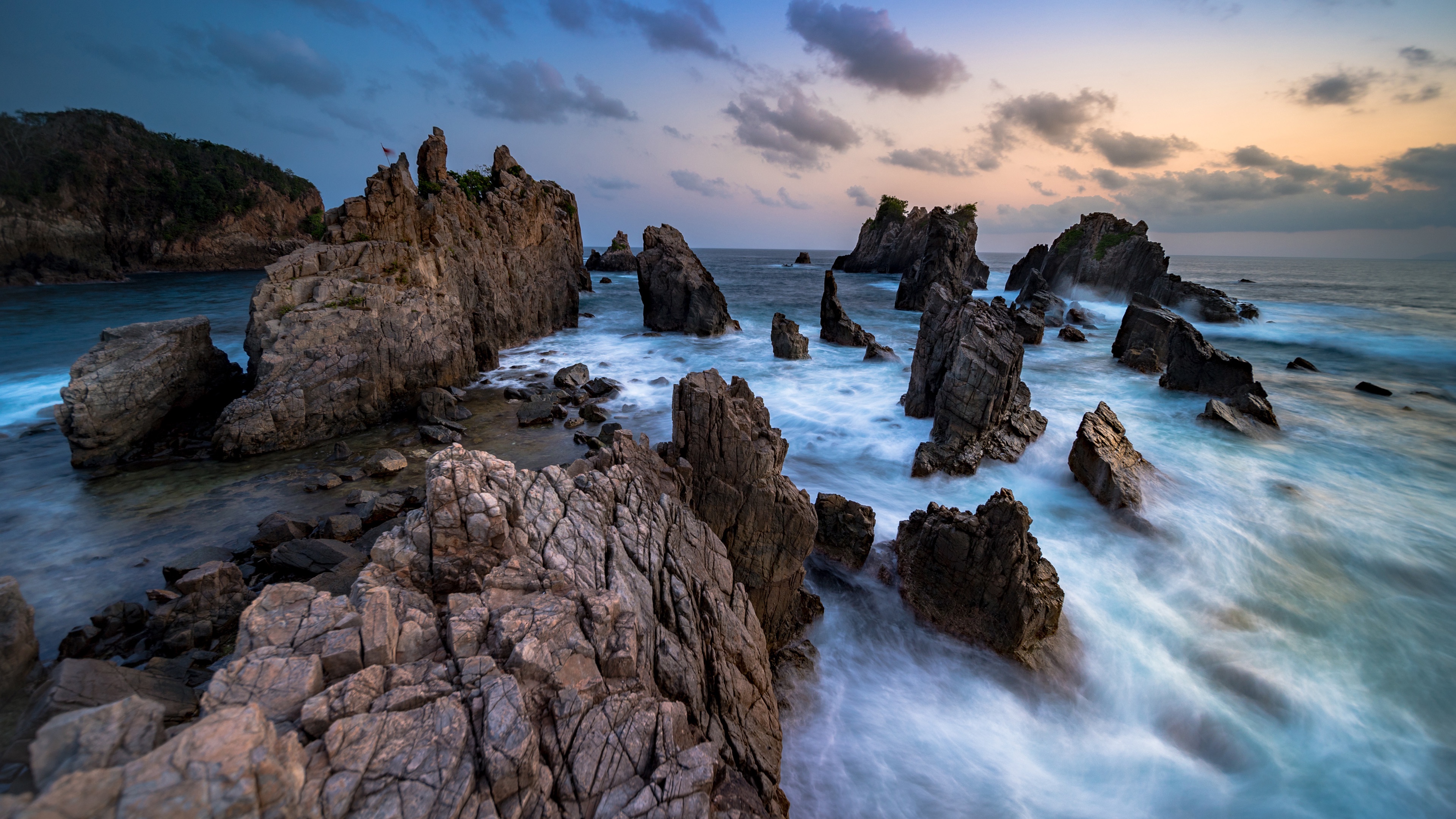 A Breathtaking Seascape That Takes Your Breath Away