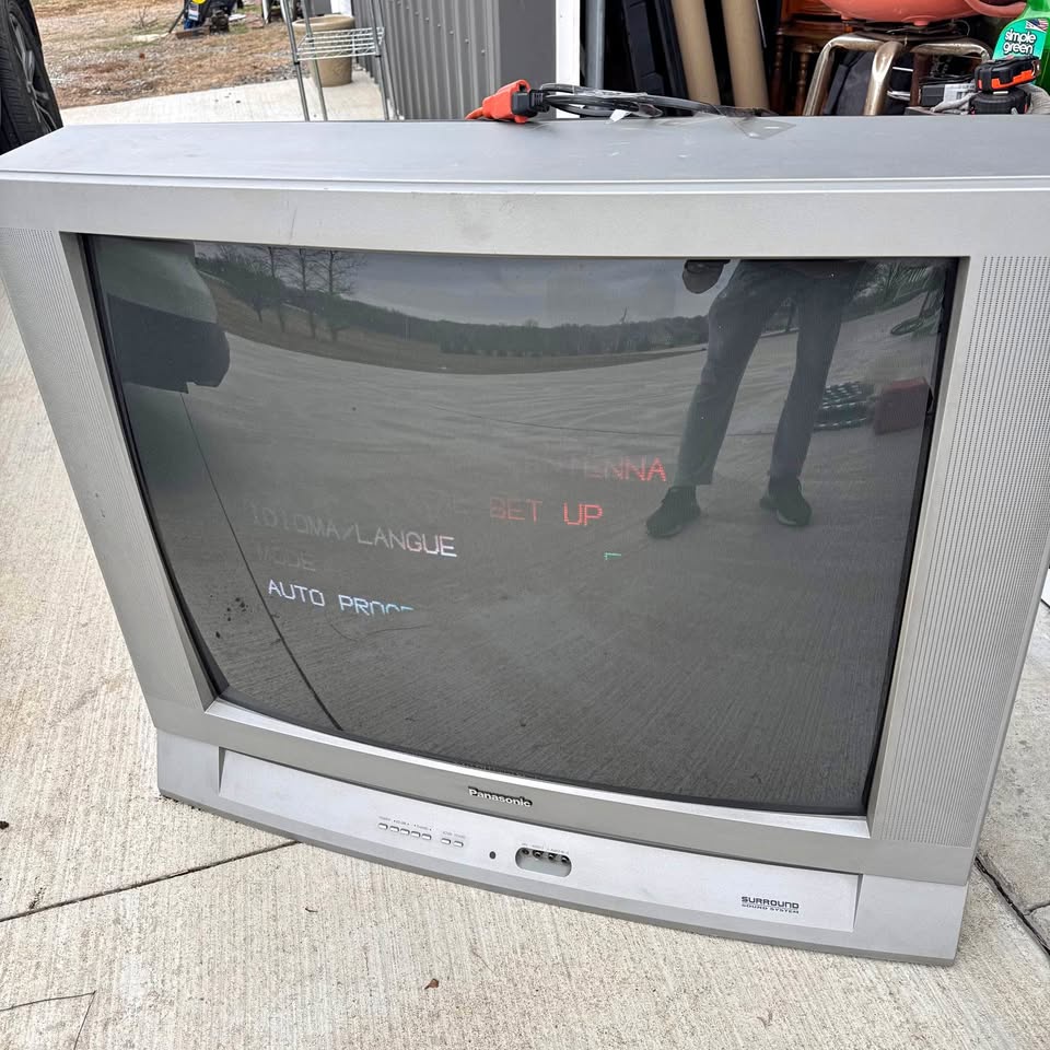 Nostalgia Alert: Panasonic 36" CRT TV from July '03