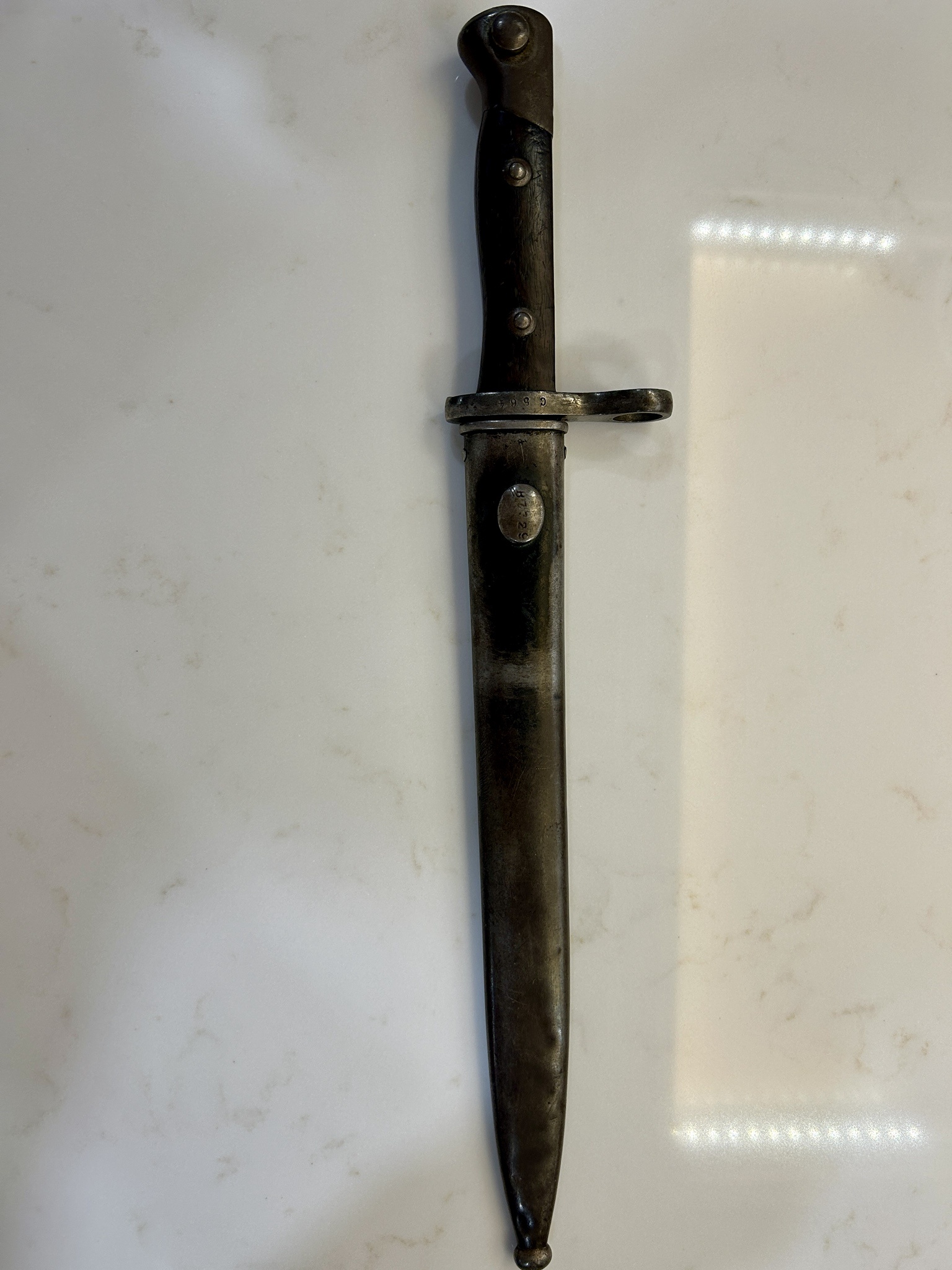 Is this a bayonet I see?