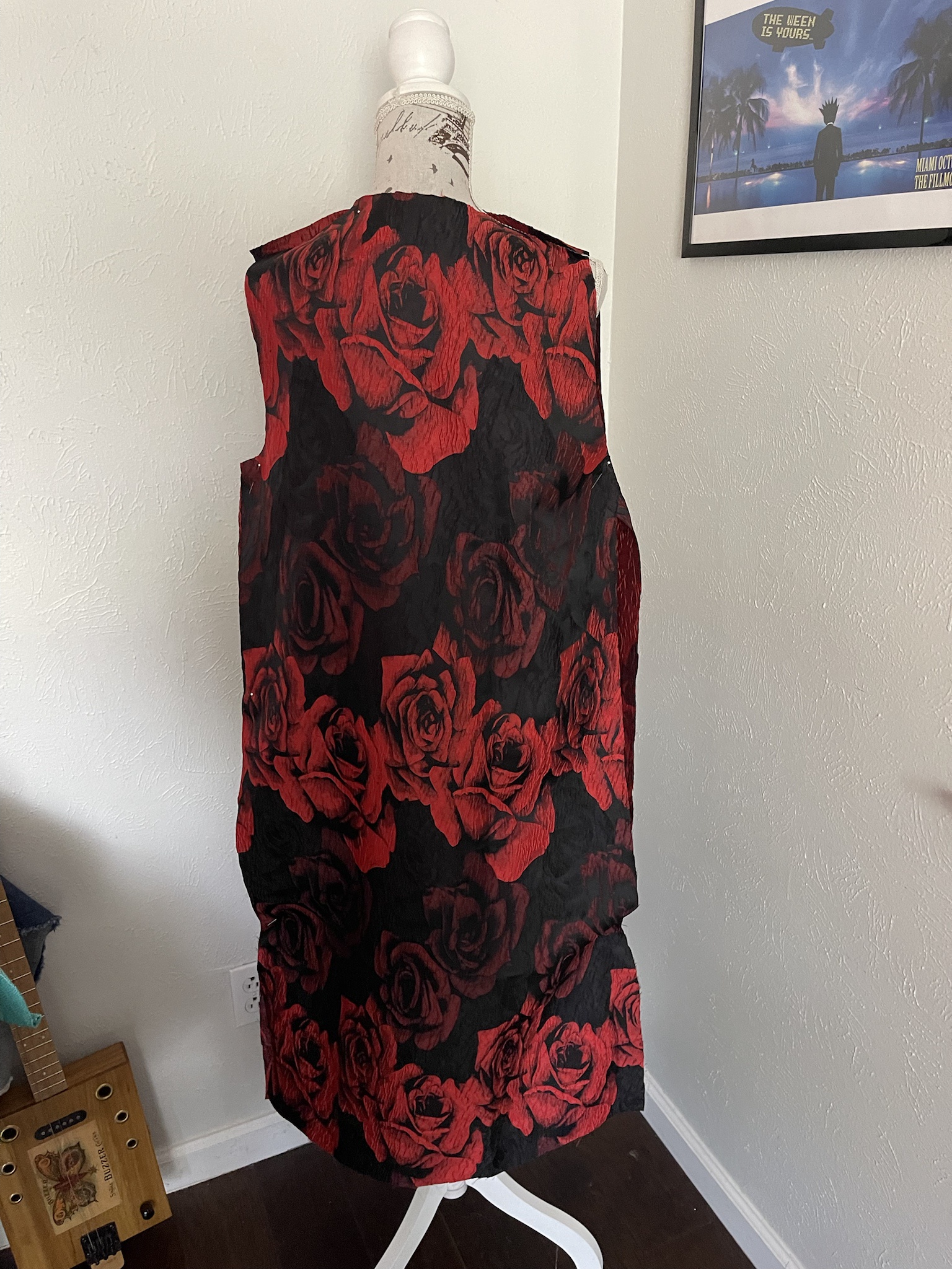 Crafting a Stunning Long Vest with Brocade Fabric