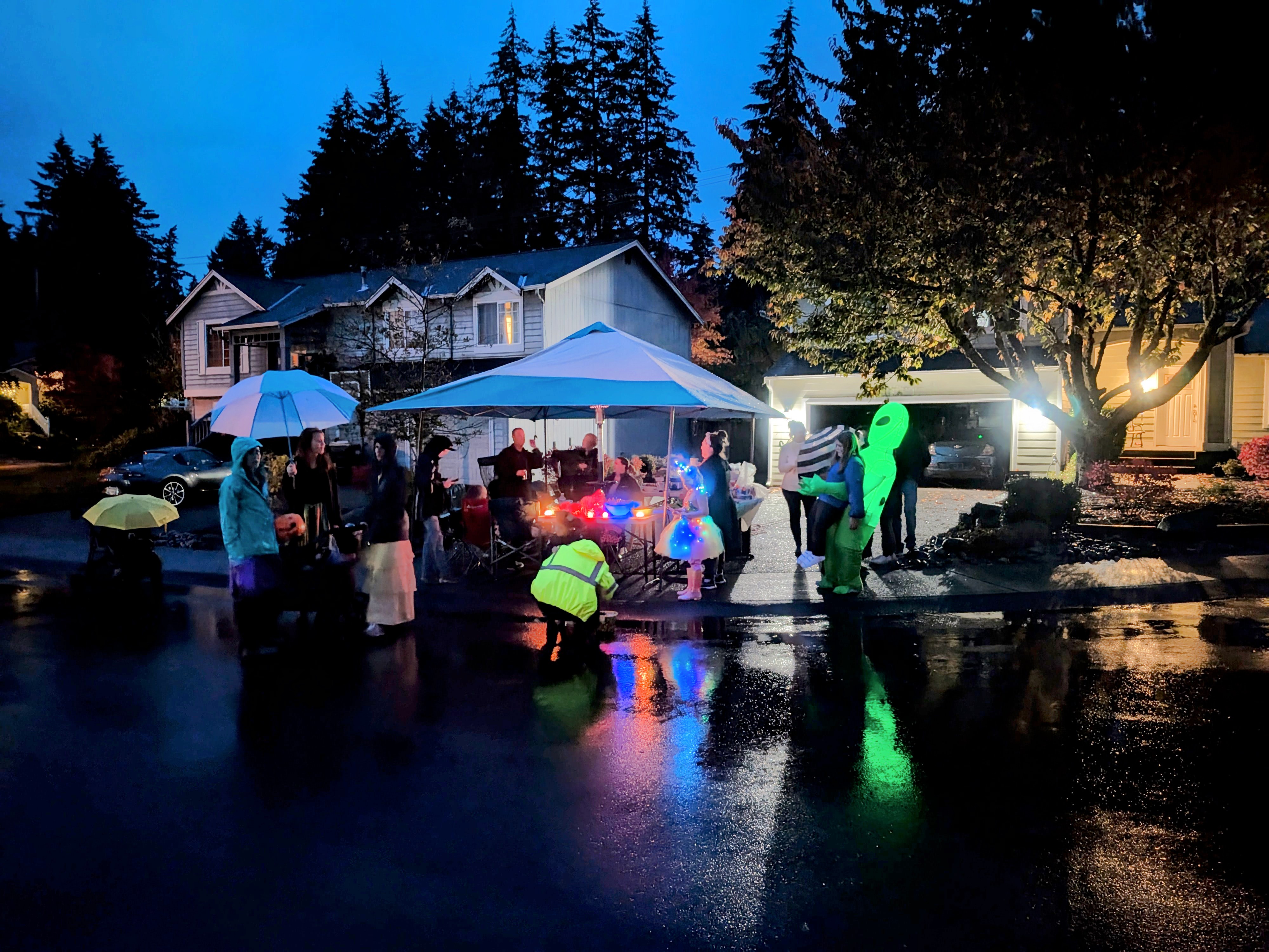 Join the Neighborhood Halloween Festivities!