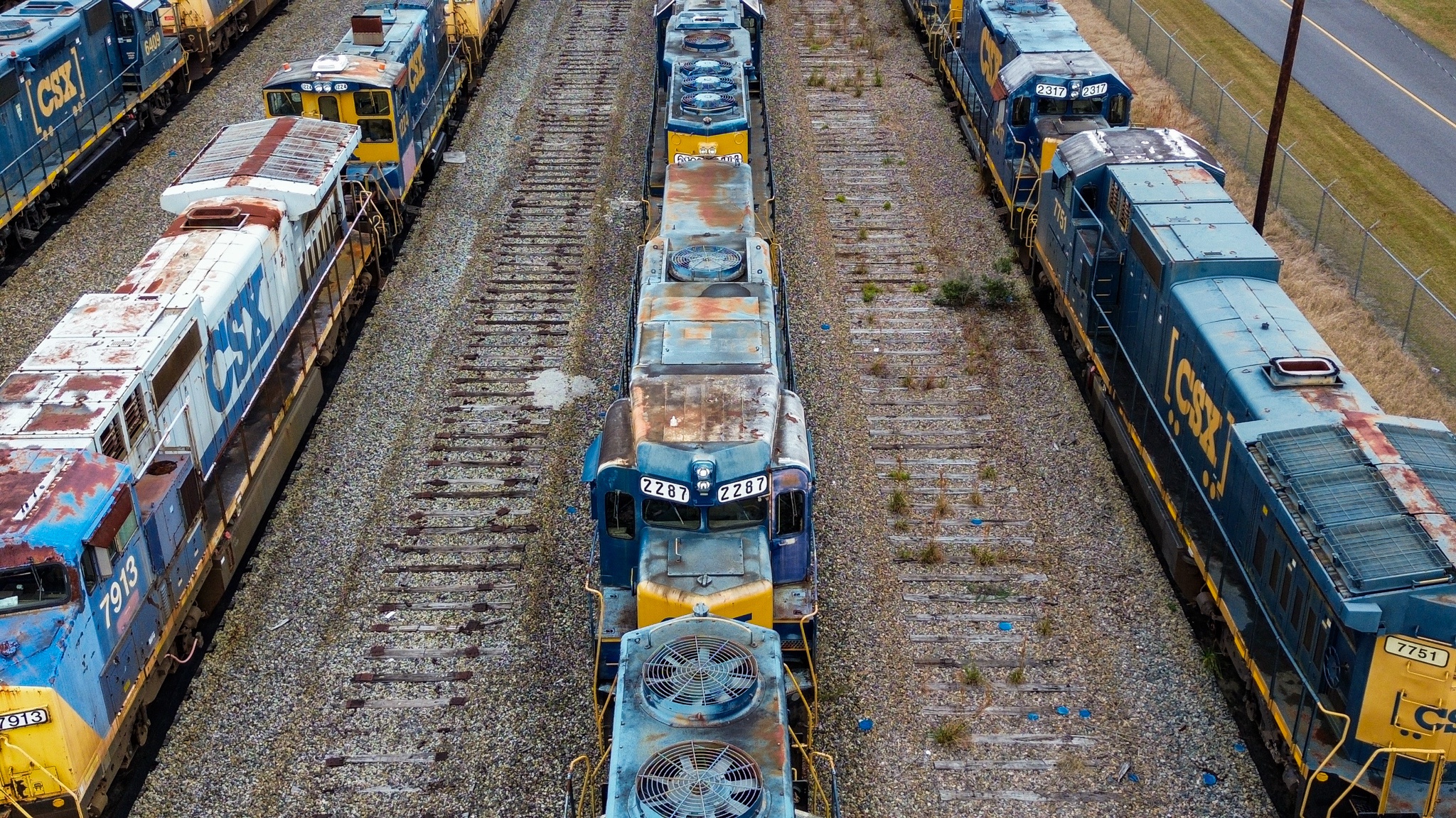 The Mighty CSX 2287 in Action