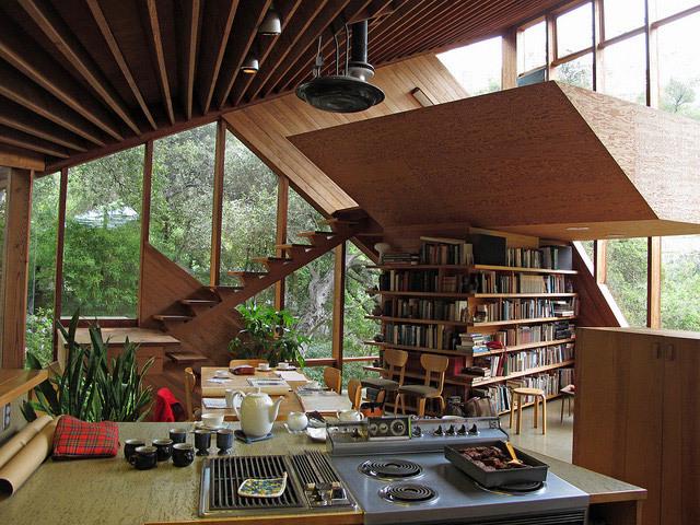 A Stunning Showcase of Mid-Century Modern Living and Dining in Beverly Glen, LA