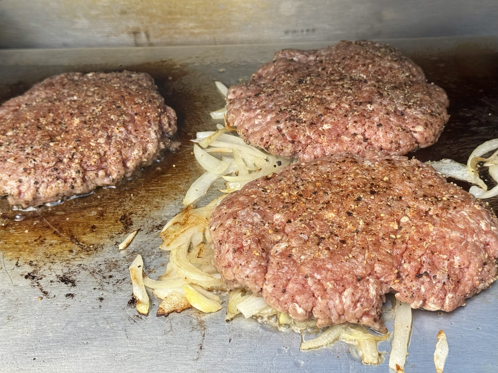 Get ready to smash some burgers!